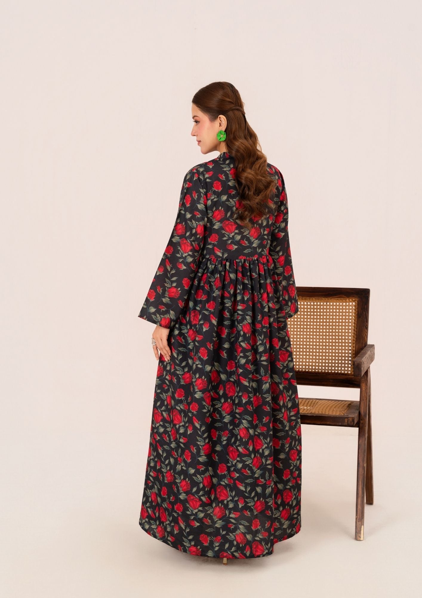 arabic lawn Maxi in Black