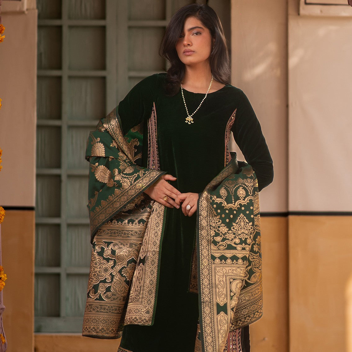 Shawl in Green Color by - Trendy Women Shawl HDU2481