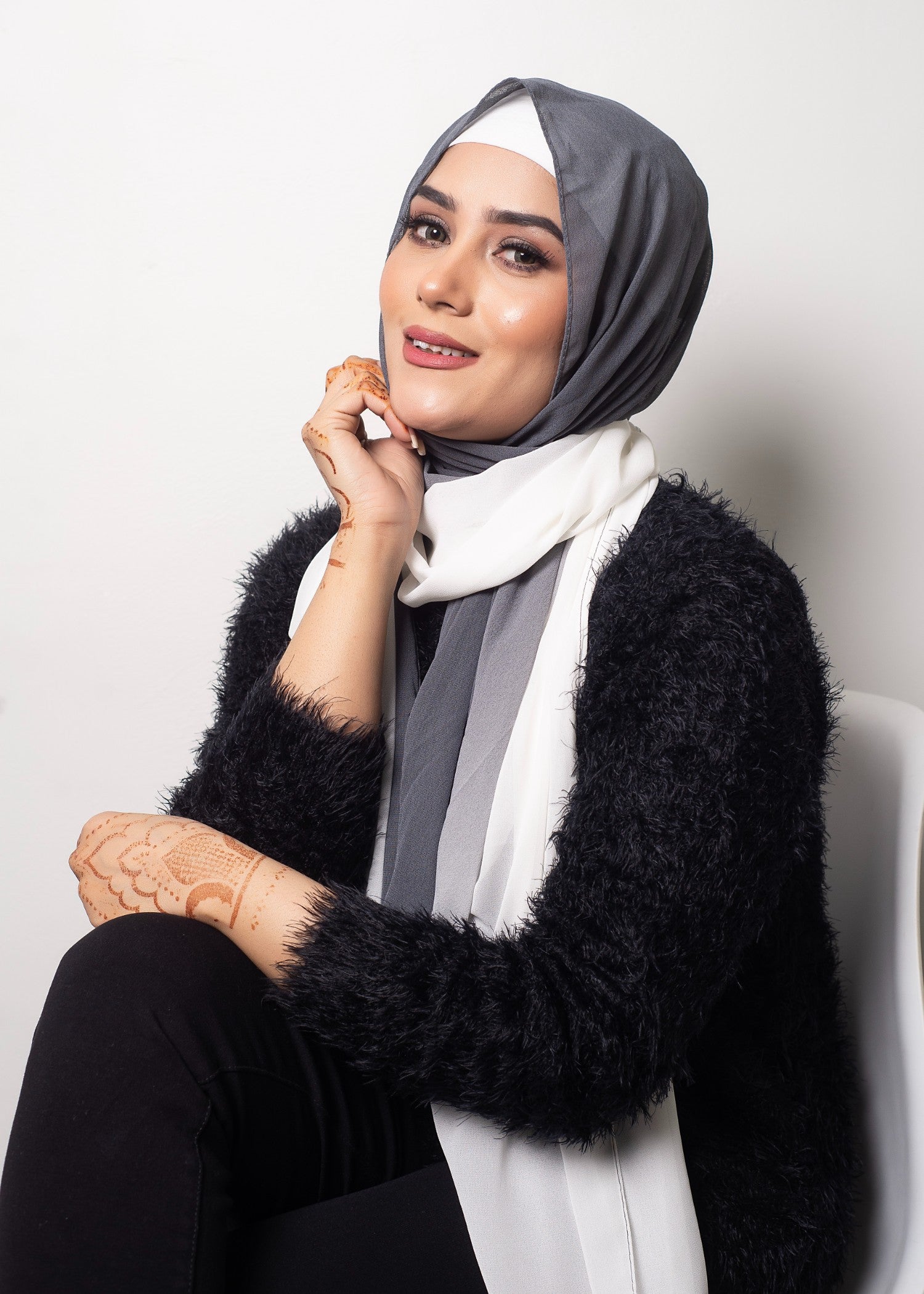chiffon Hijab in Charcoal