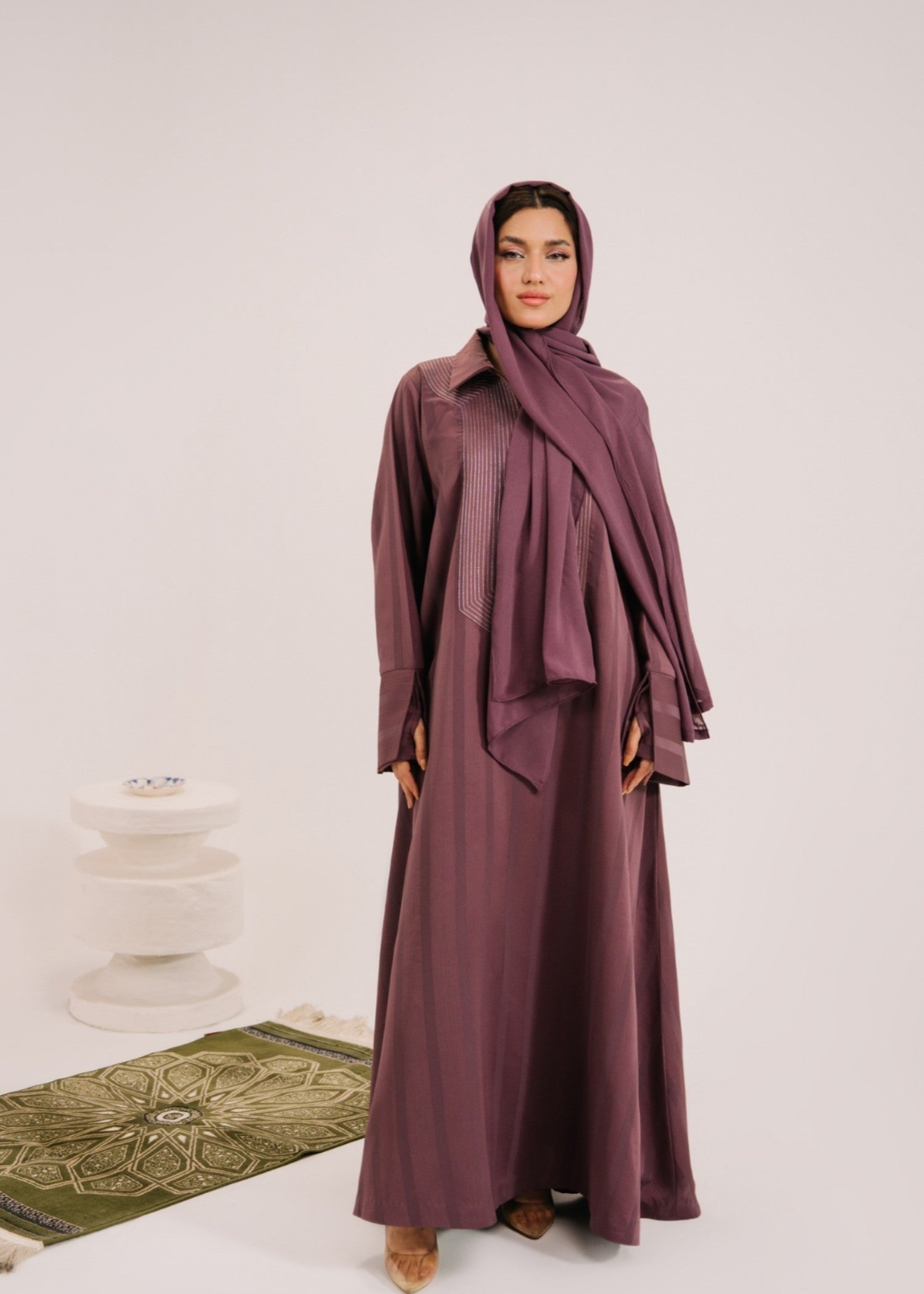 crepe Abaya in Plum purple