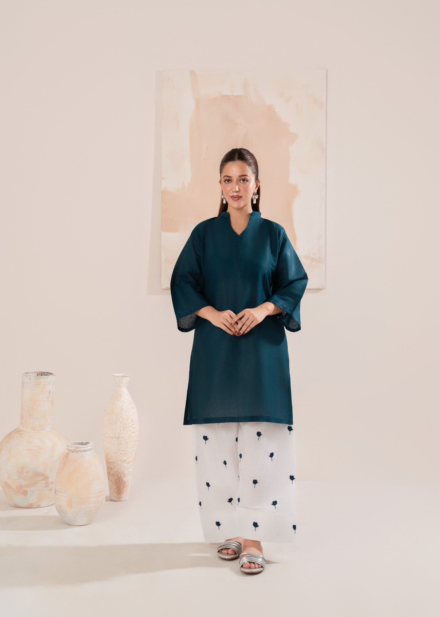 cotton Kurta Set in White, teal