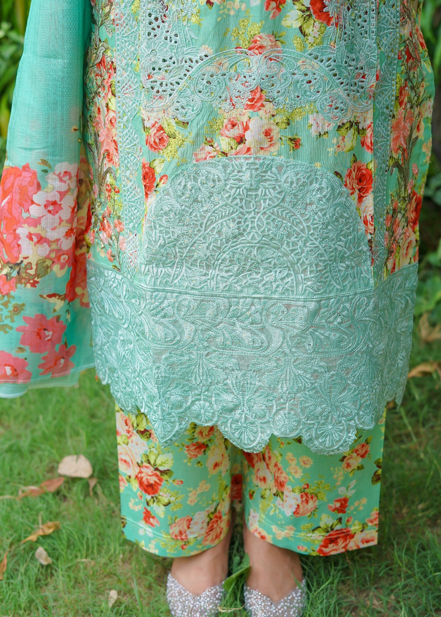 swiss lawn Kurta Set in Spring green