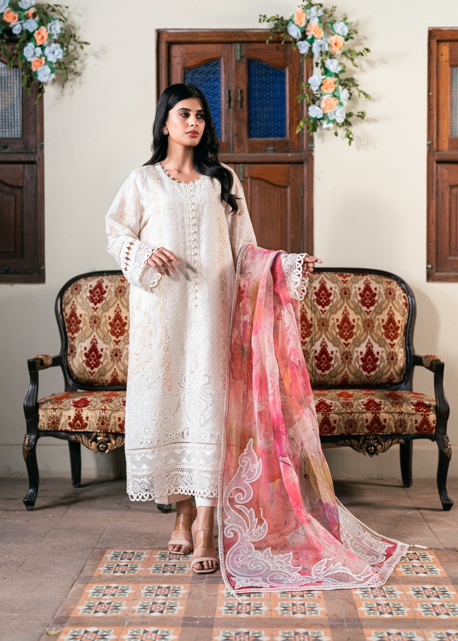 self jacquard Unstitched in Off-white