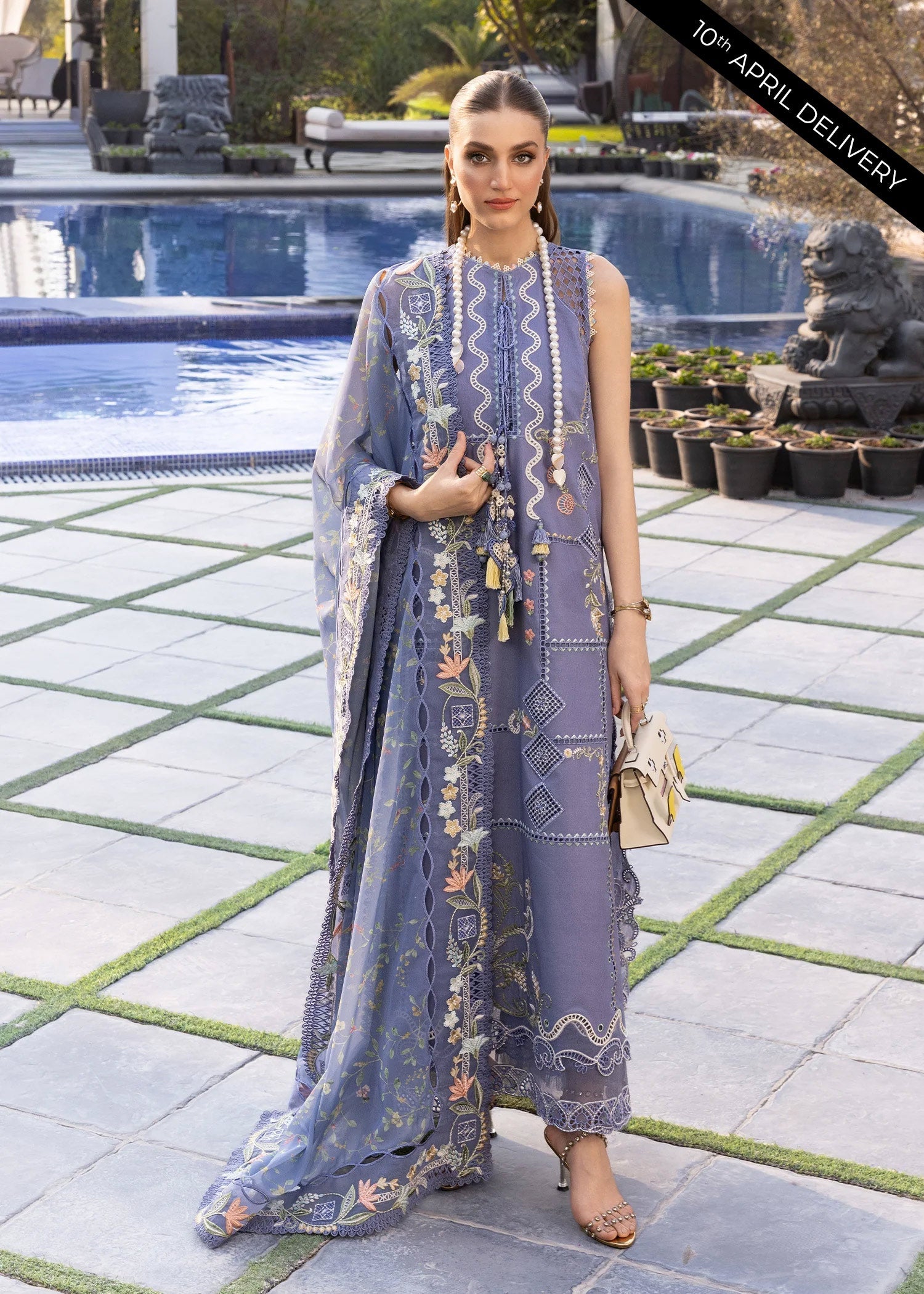 Flow Luxury Lawn – FLORAL SERENITY-D1B