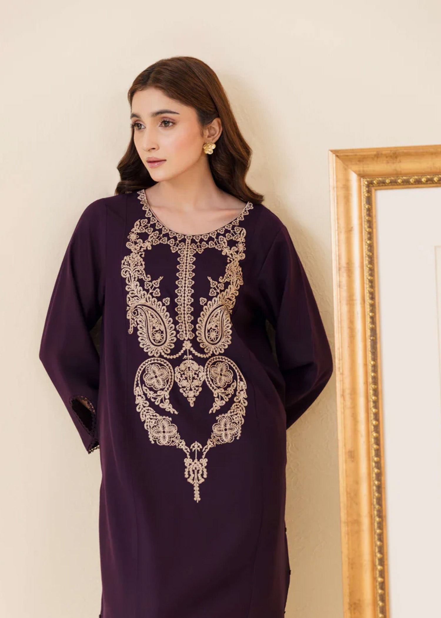 dhanak Kurta Set in Deep purple