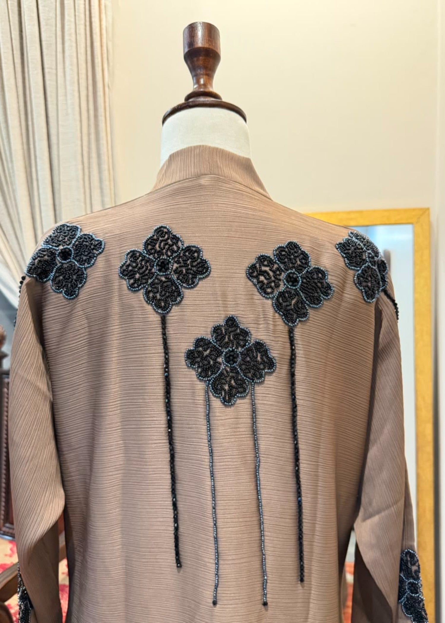 nidha Abaya in Almond brown