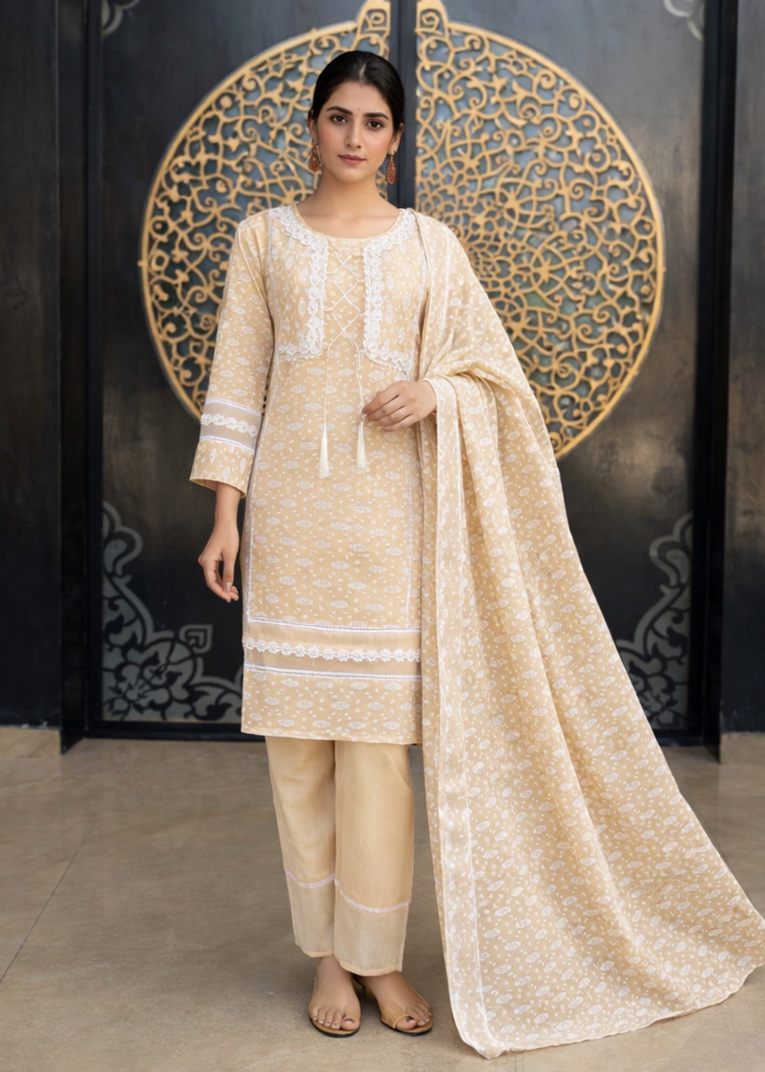 paper lawn Kurta Set in Cream
