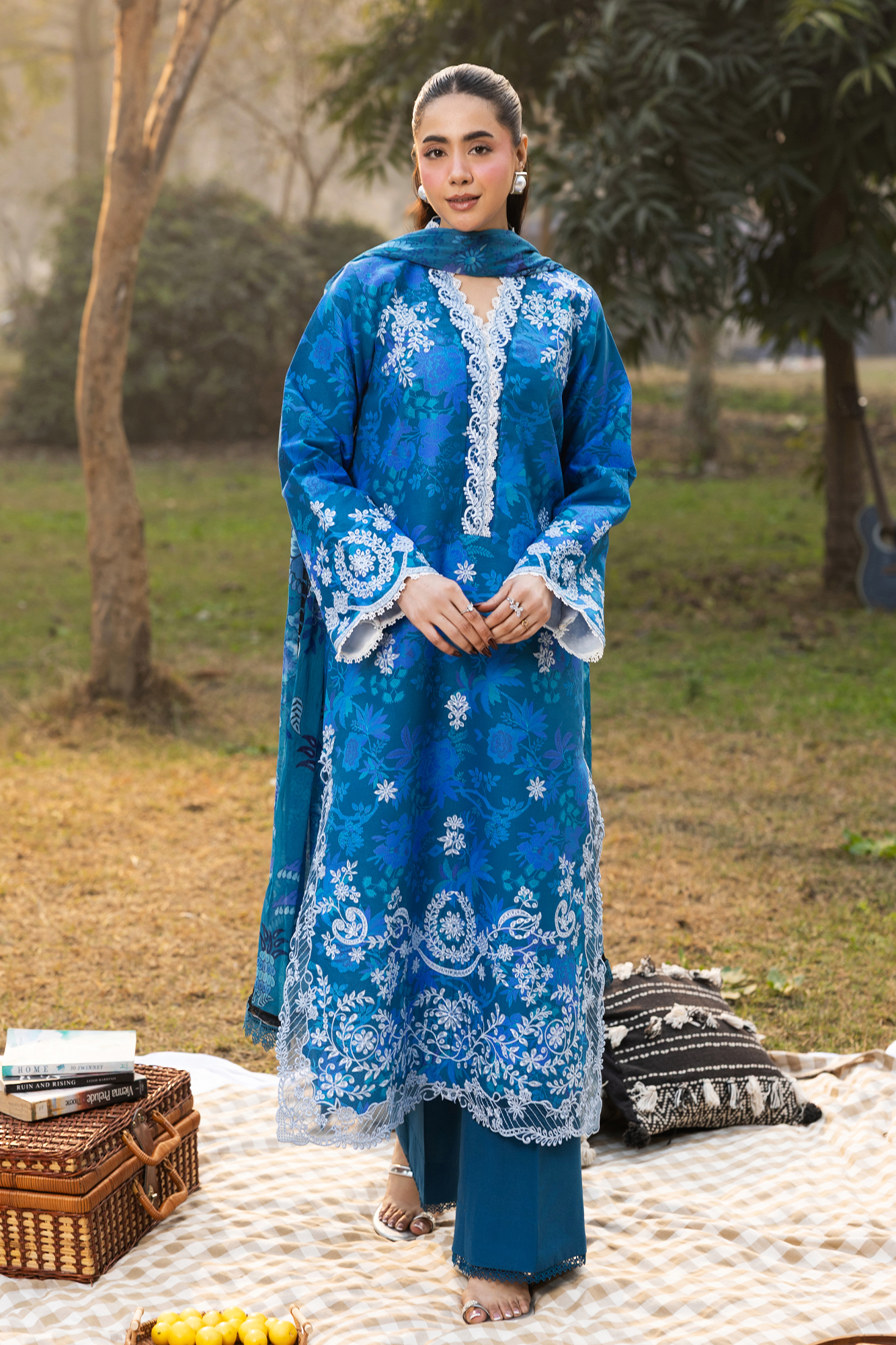 Printkari Lawn – E-12