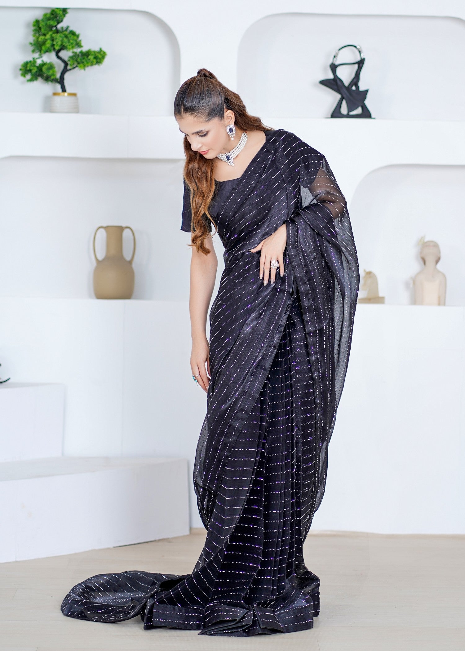 raw silk Saree in Black
