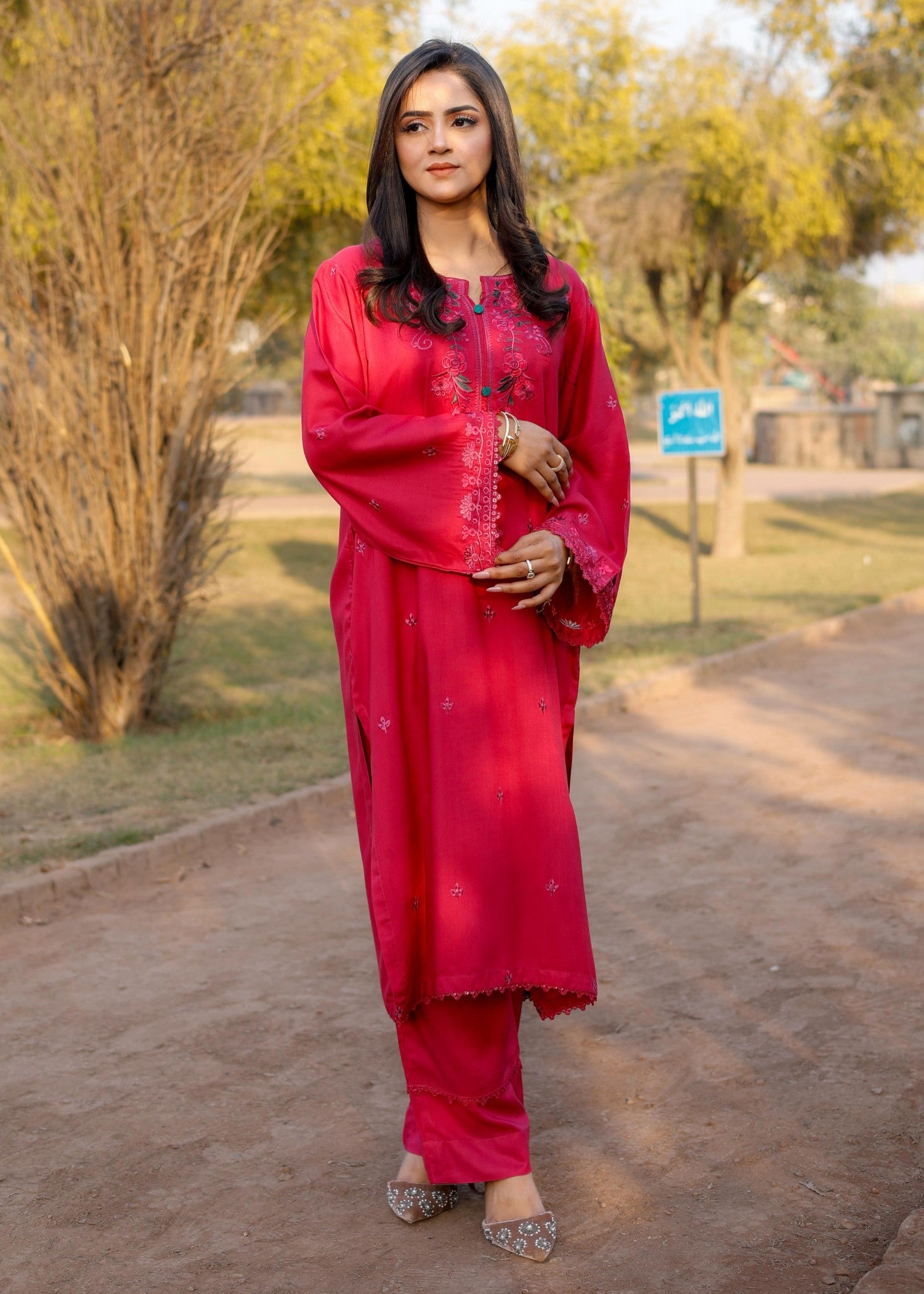 linen Kurta Set in Vivid pink