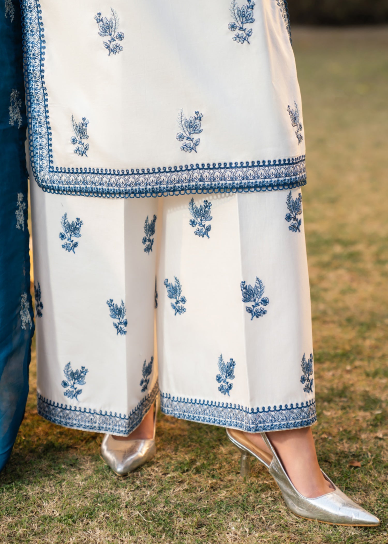 lawn Kurta Set in White, steel blue