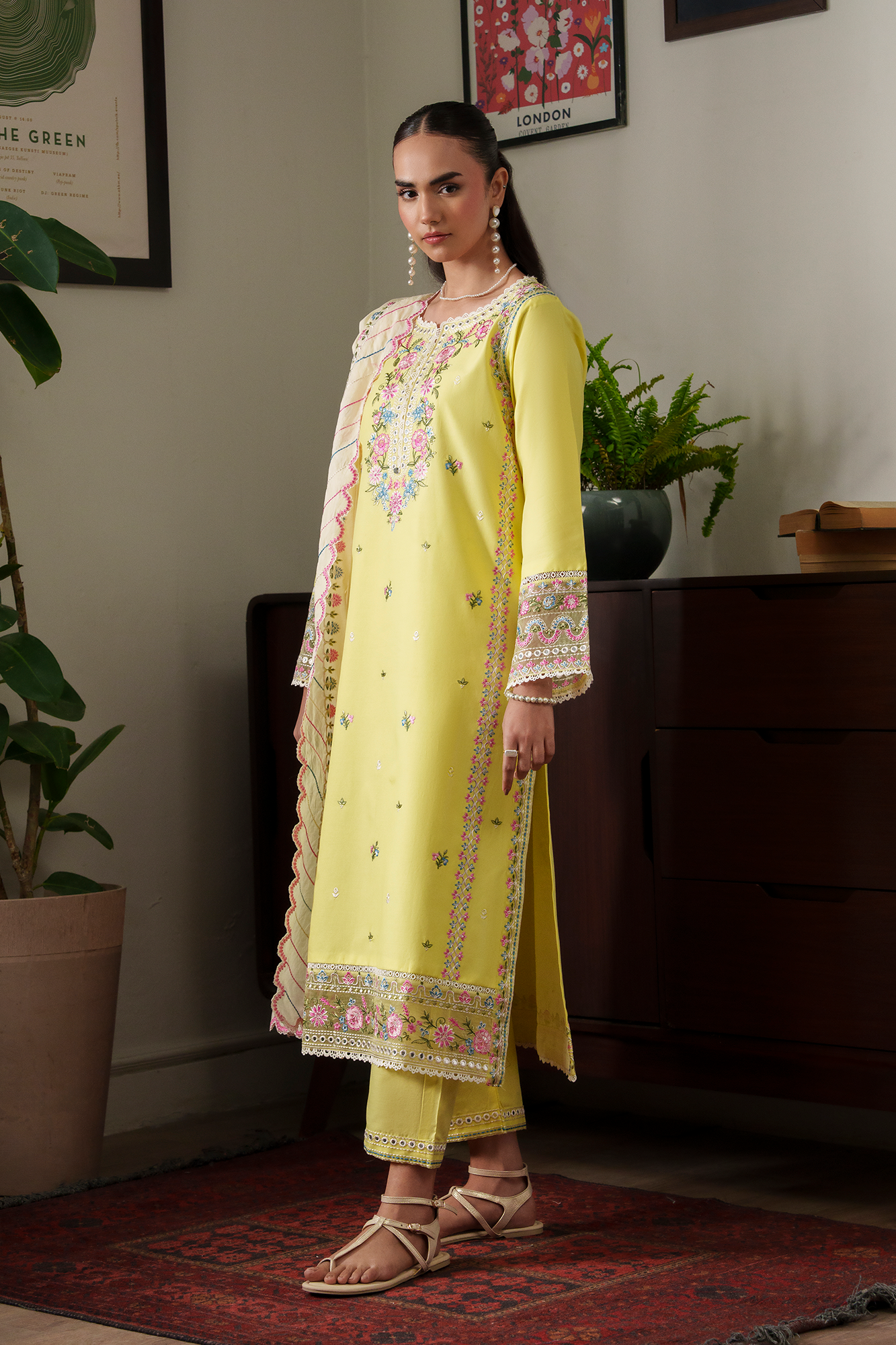 Pret Eid Edit RTW – Reya