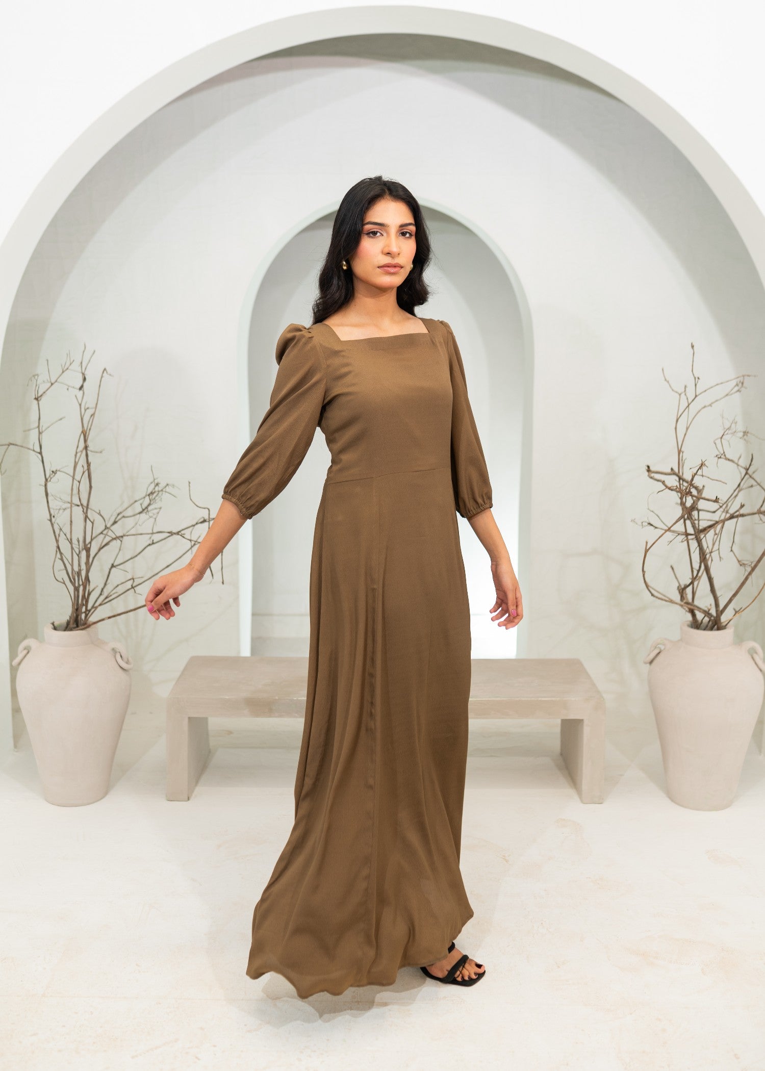 polyester crepe Dress in Khaki brown