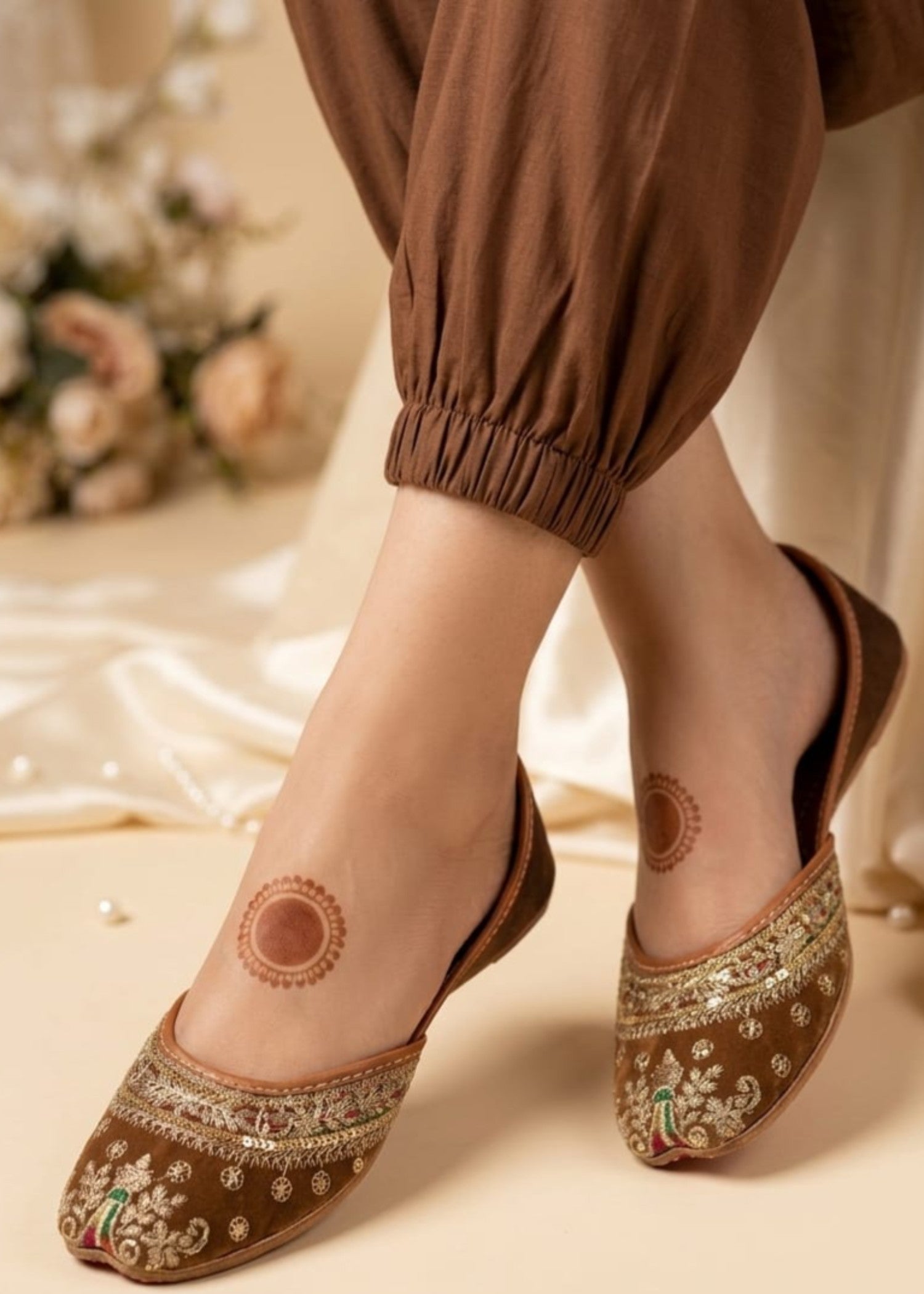 Khussa in Coffee brown by - High Quality Women Khussa IUN6872