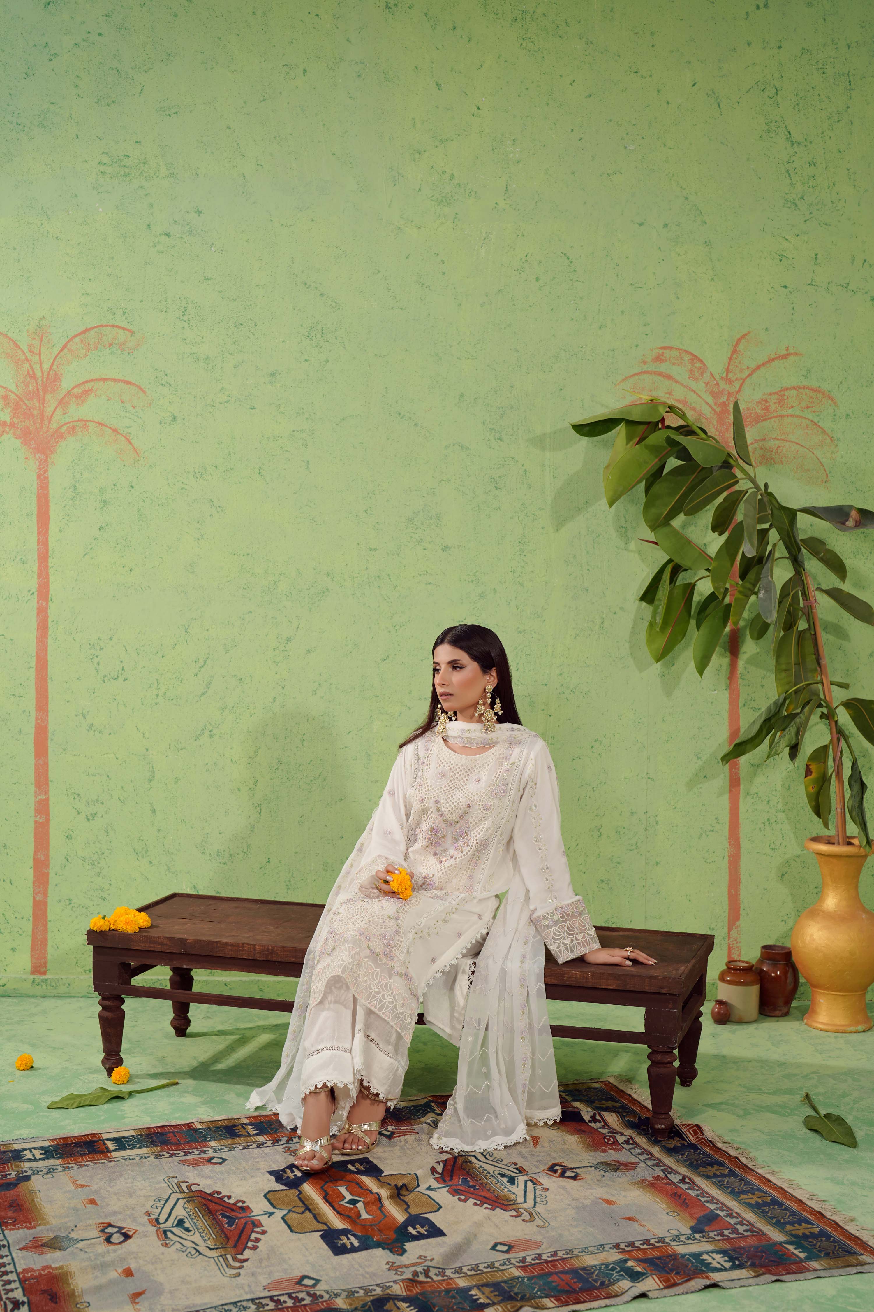 Bayaan RTW Formal Pret – Zehnaseeb