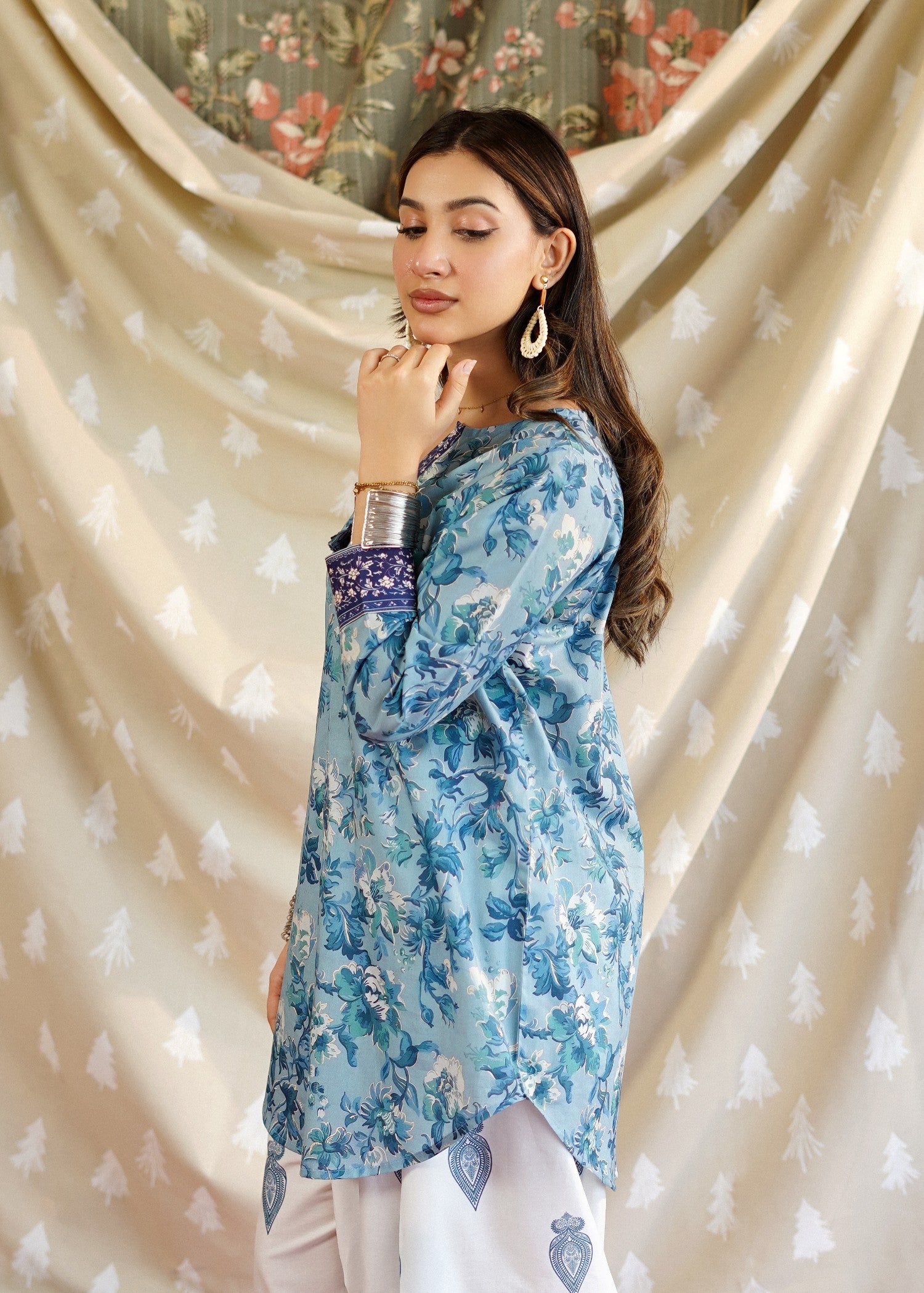 lawn Kurta Set in Azure