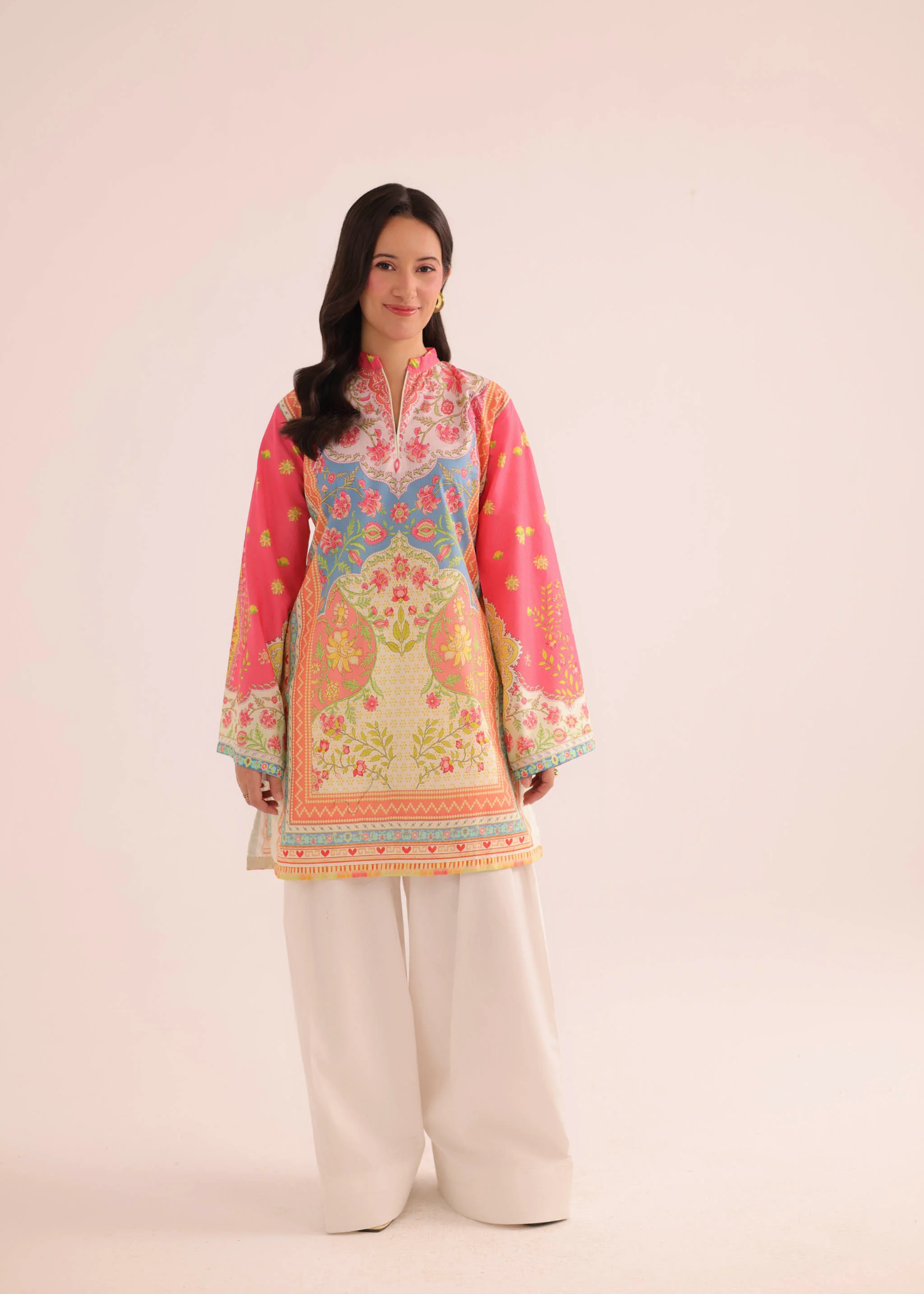 poly lawn Kurti in Multi