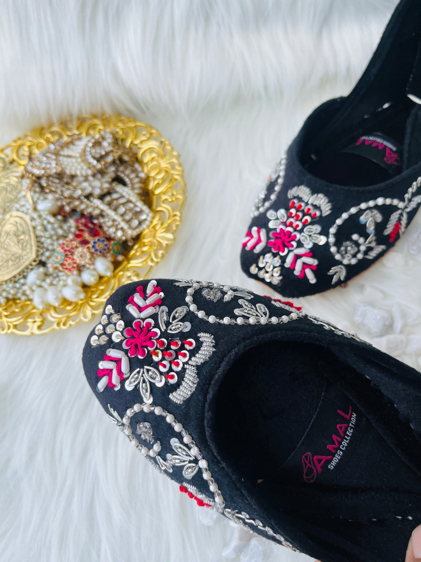 Khussa in Black by - High Quality Women Khussa SJC0177