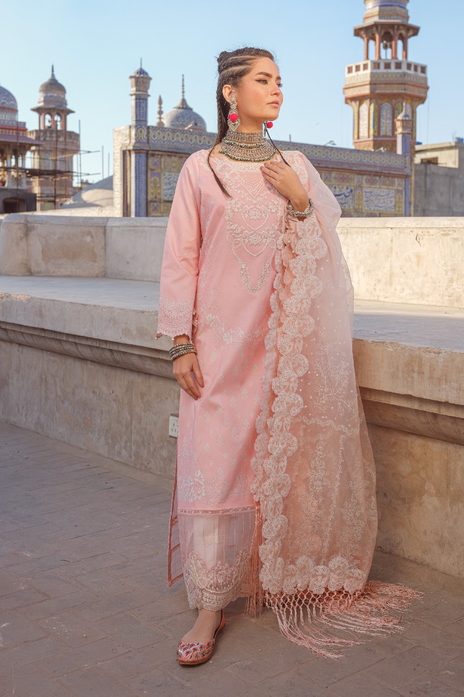 Kinaar Lawn Collection 2023 – Gulaal (SKL-06)