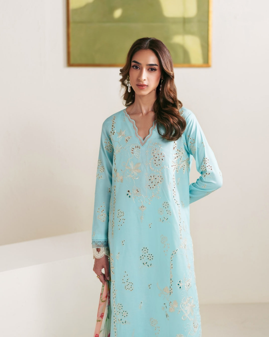 Whispers of Summer Luxury Lawn – SYLVIA