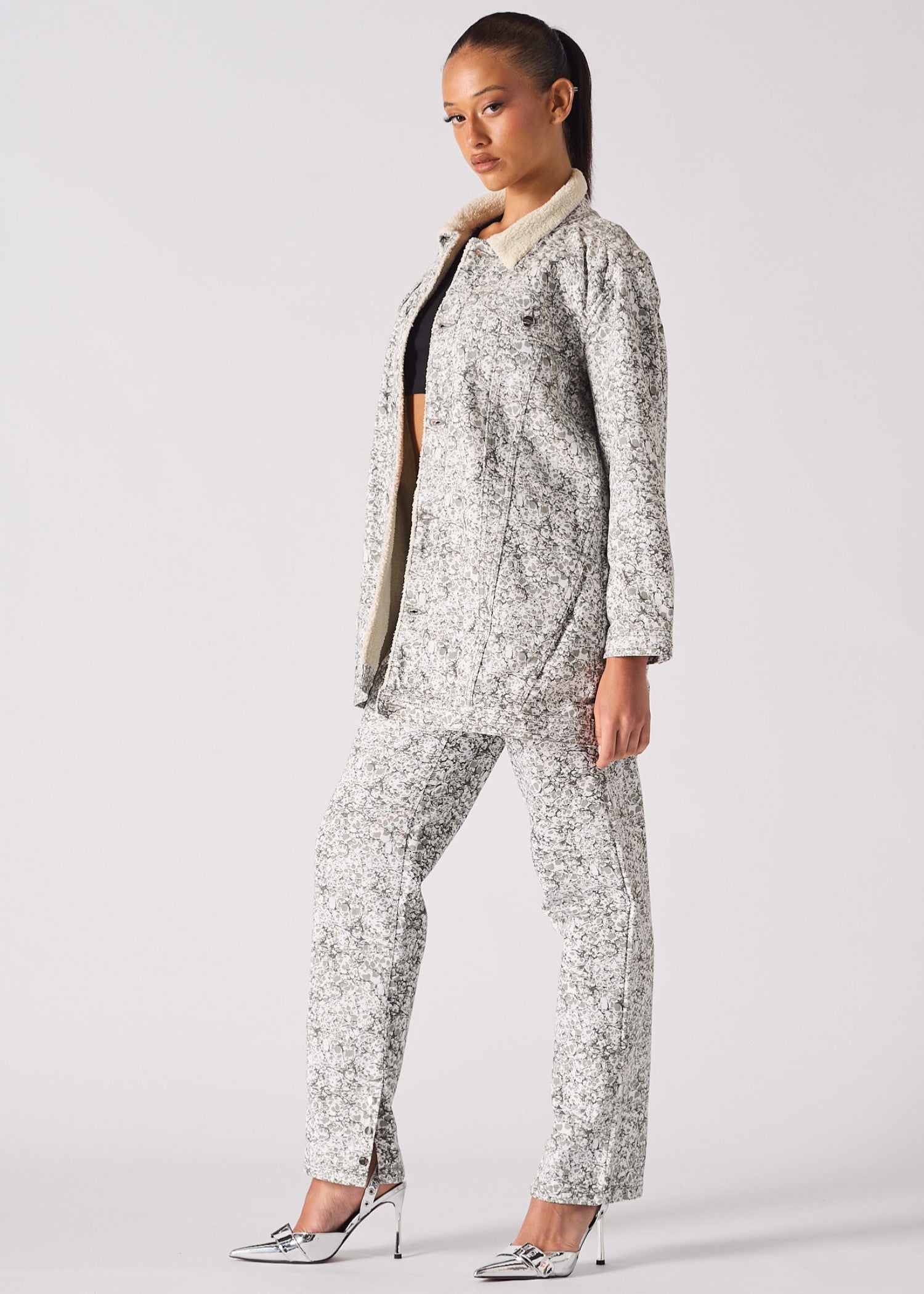 denim Jacket in Light grey