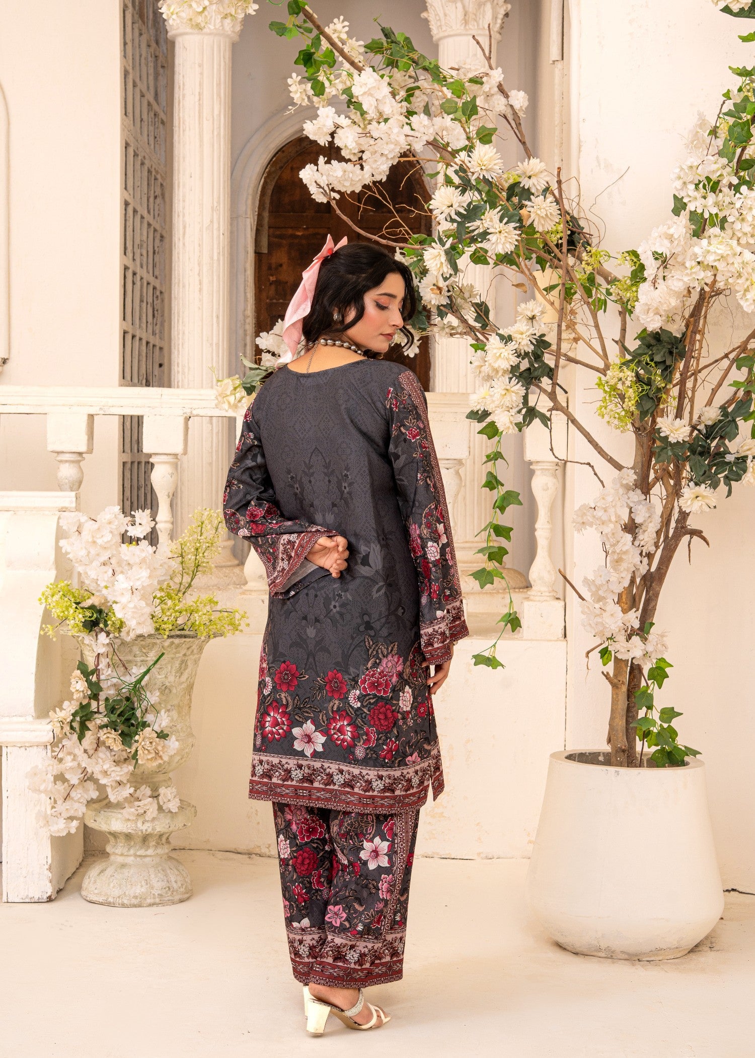 swiss lawn Co Ord Sets in Charcoal