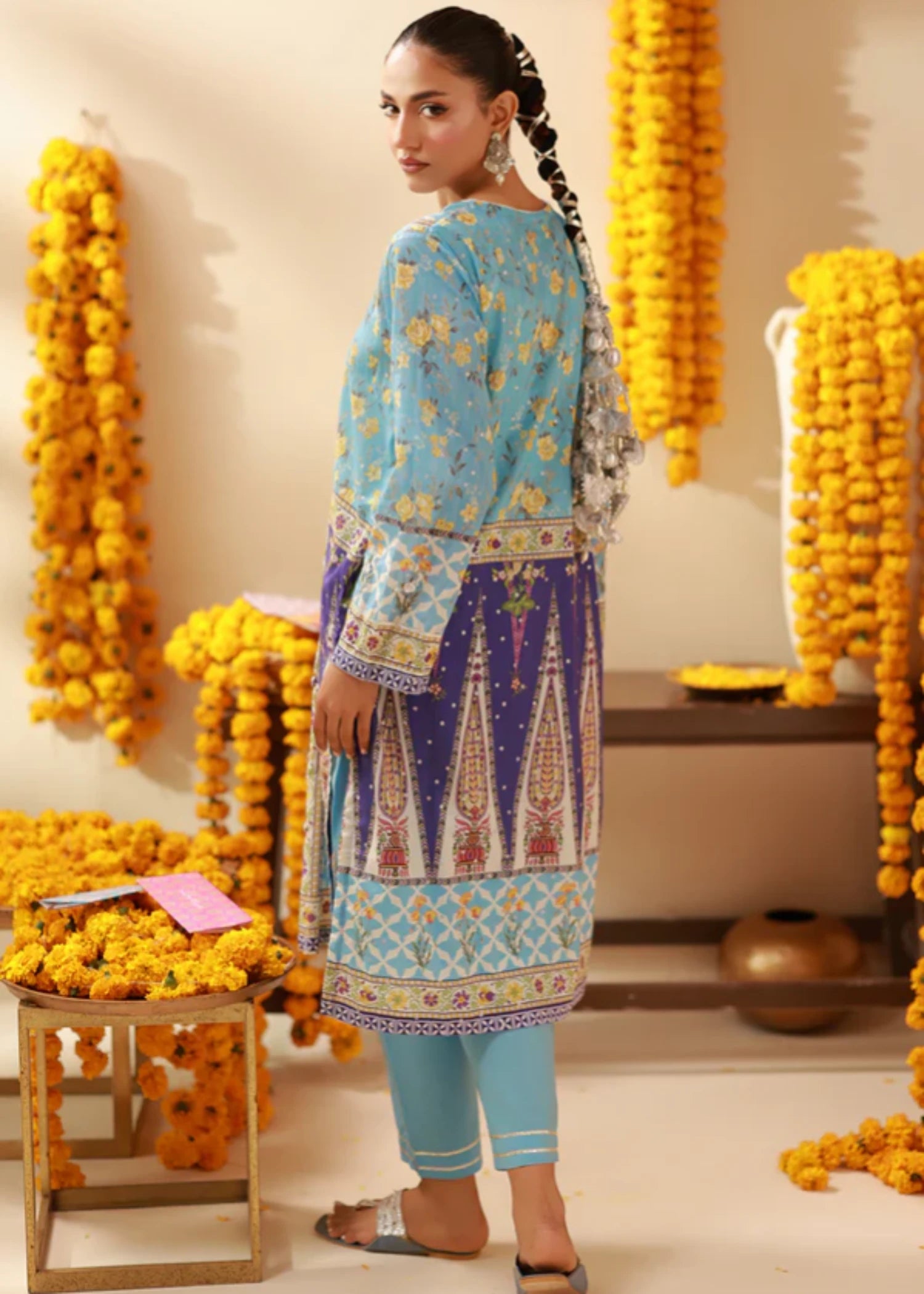 lawn Kurta Set in Light blue