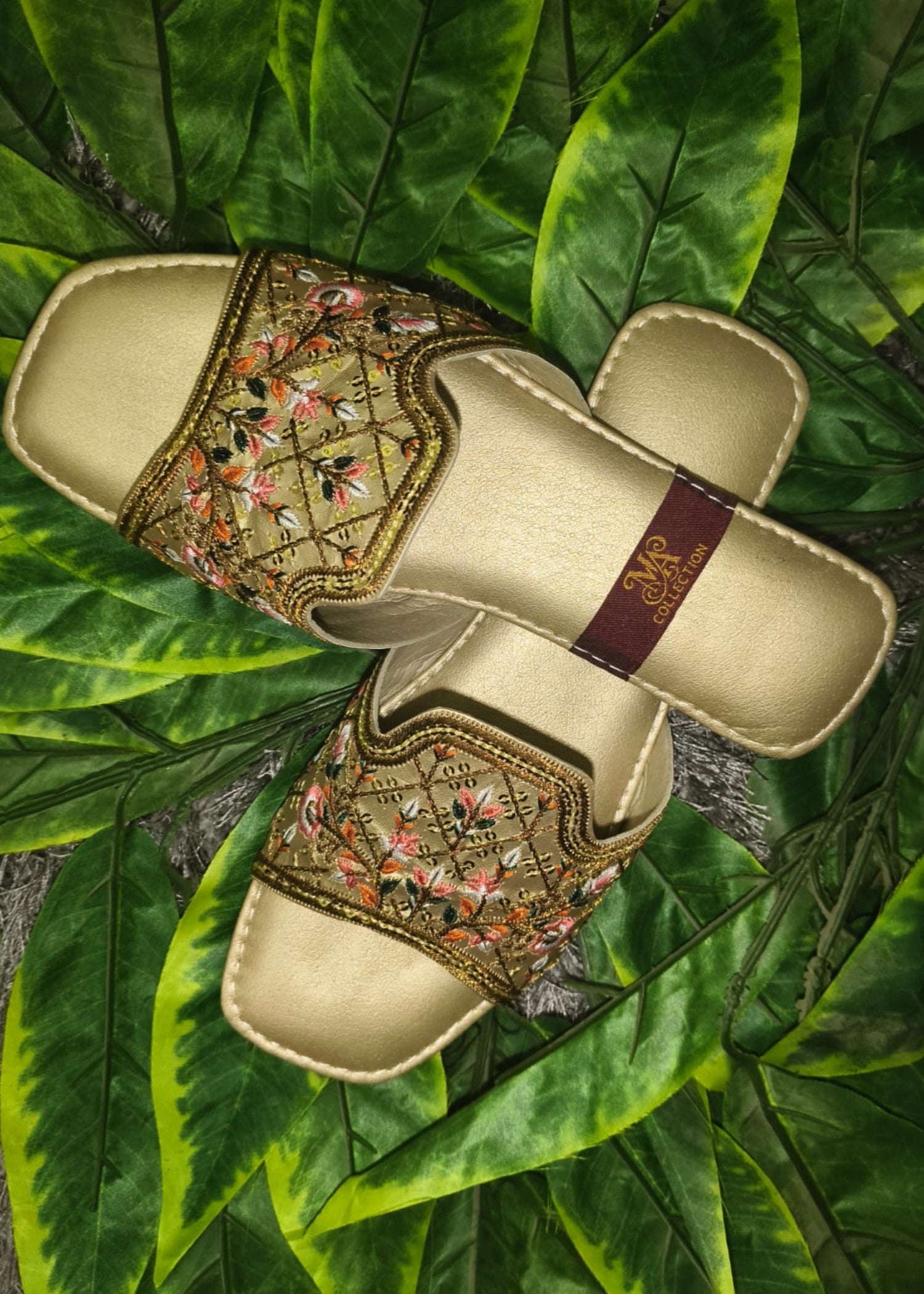 Flats in Gold by - High Quality Women Flats TZH5255