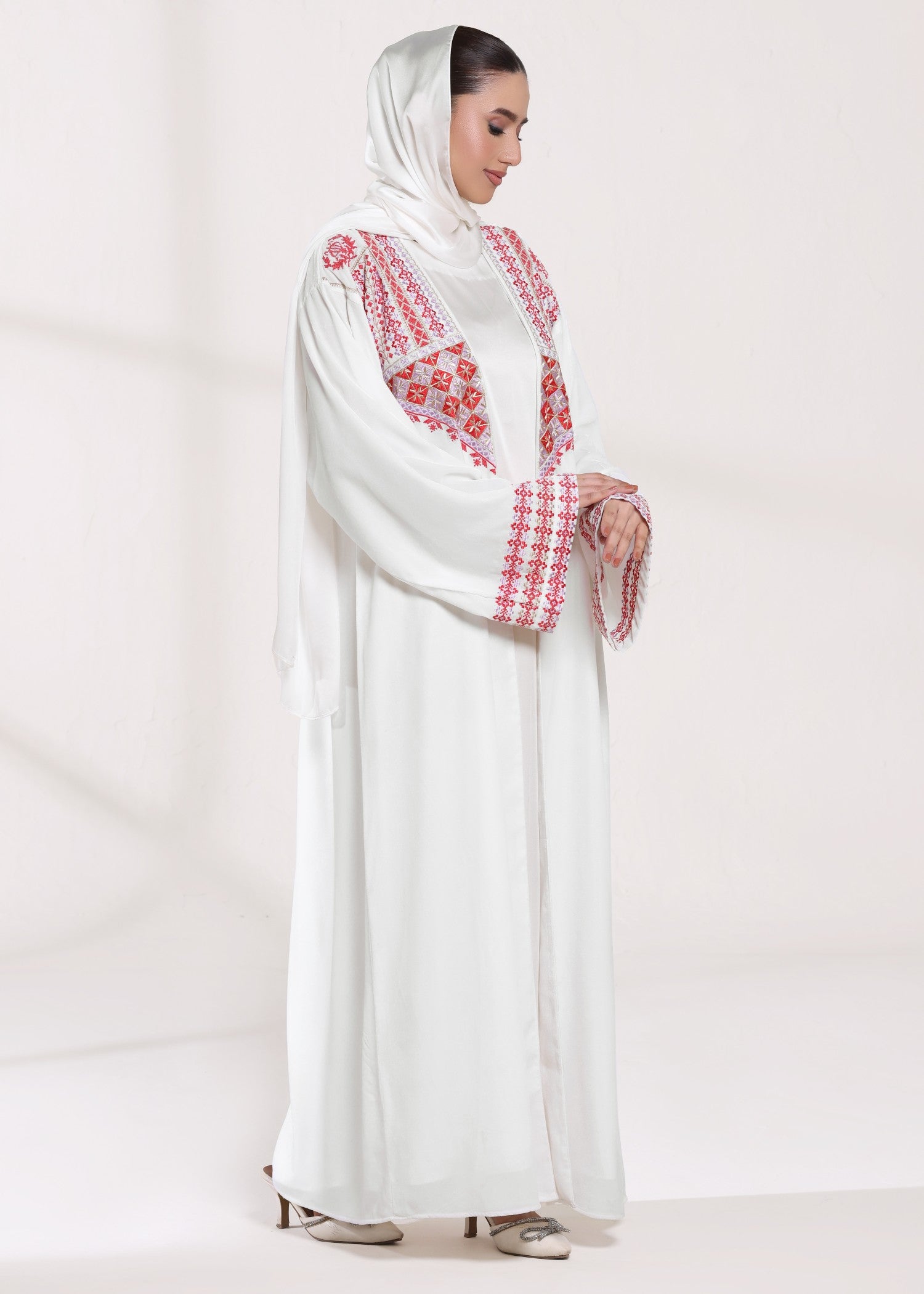 chinese micro velvet 9000 Abaya in White