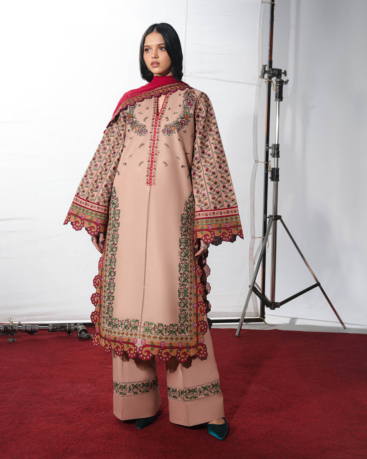Jugnu Spring/Summer Lawn – Nazeh