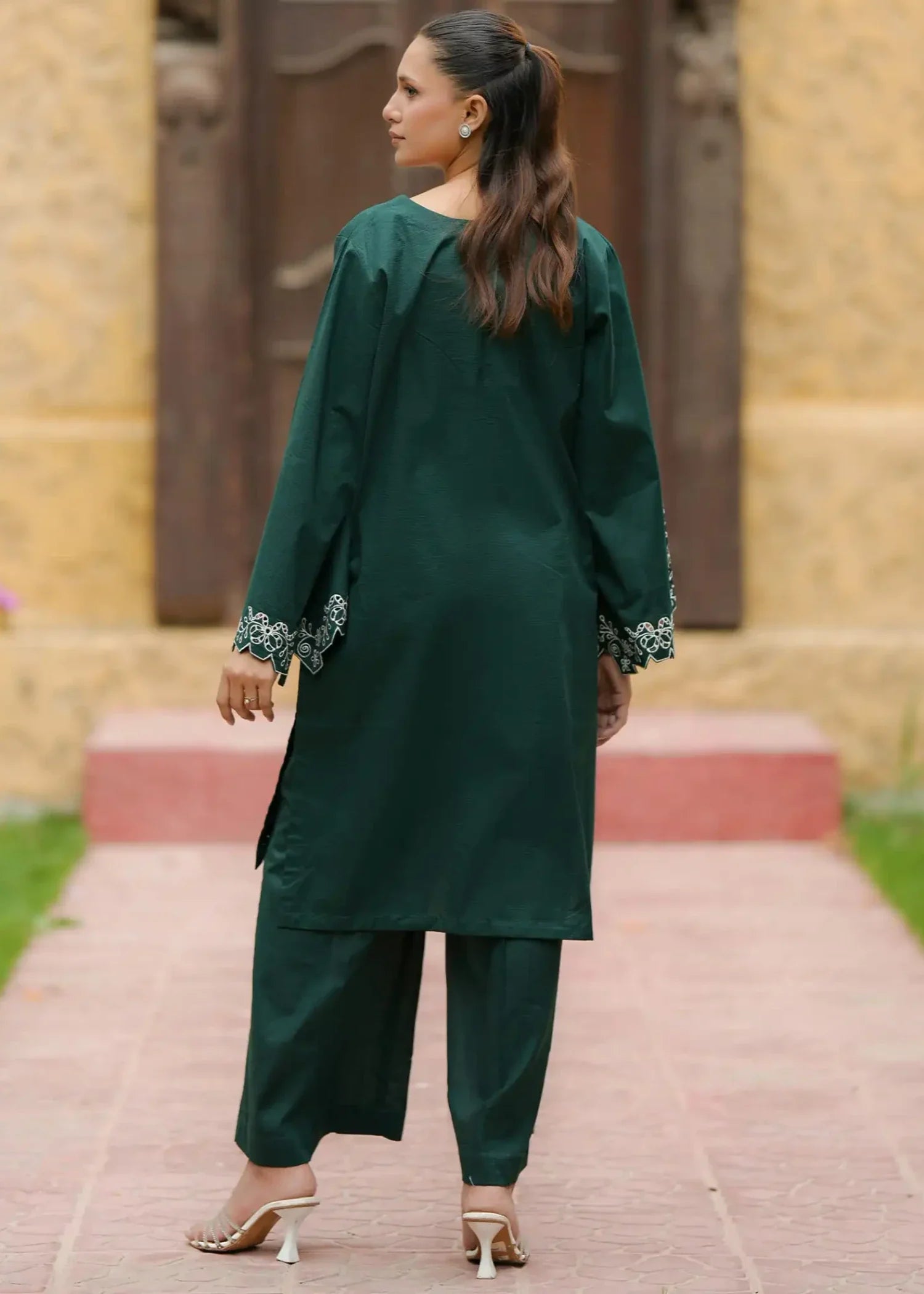 textured lawn Kurta Set in Dark green