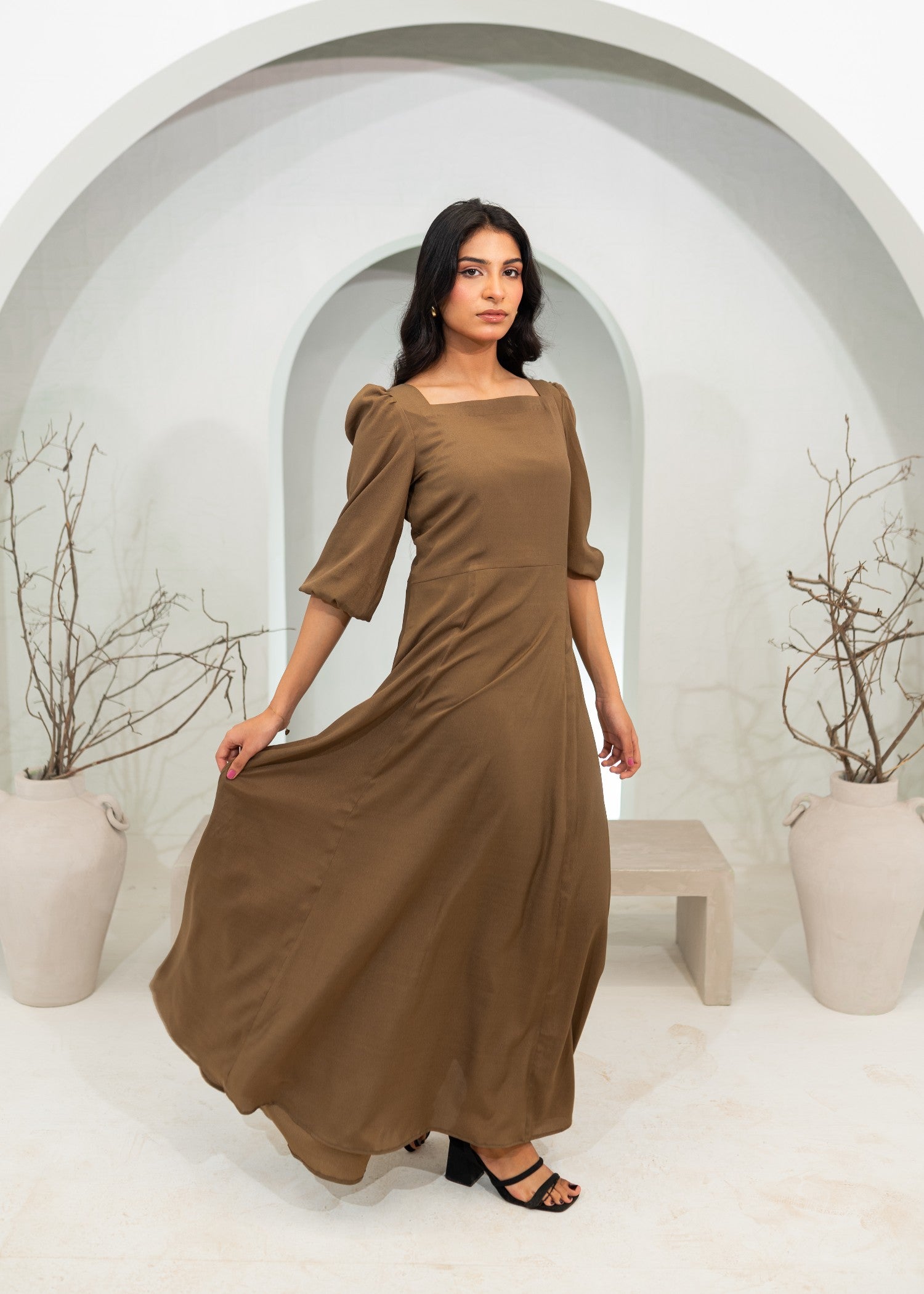 polyester crepe Dress in Khaki brown