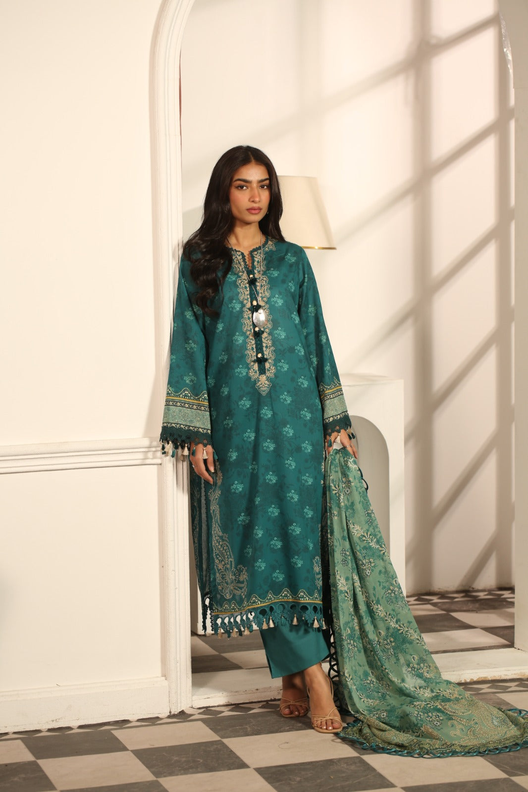 Summer Lawn – EMRALD