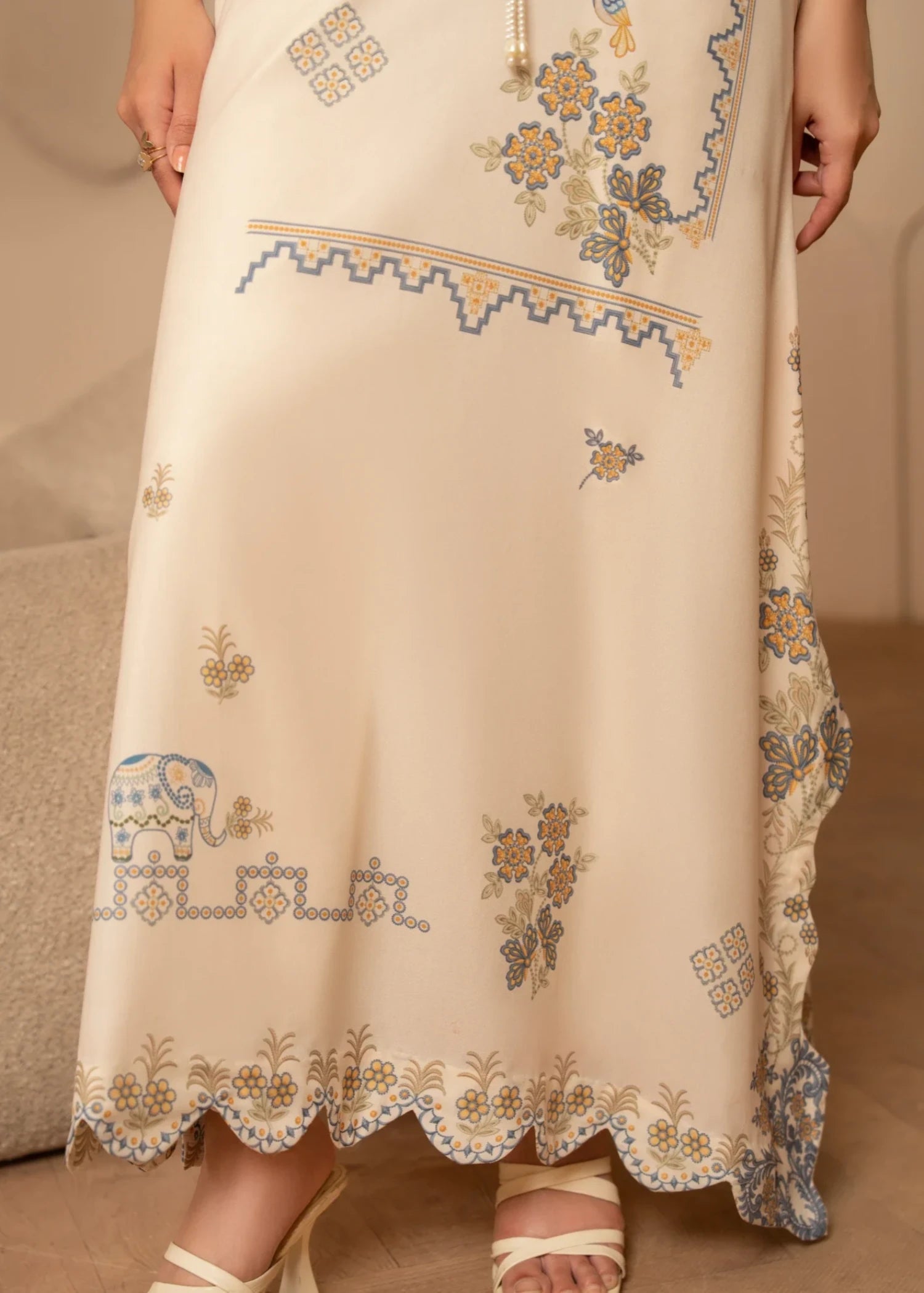 poly lawn Kaftan in Off-white