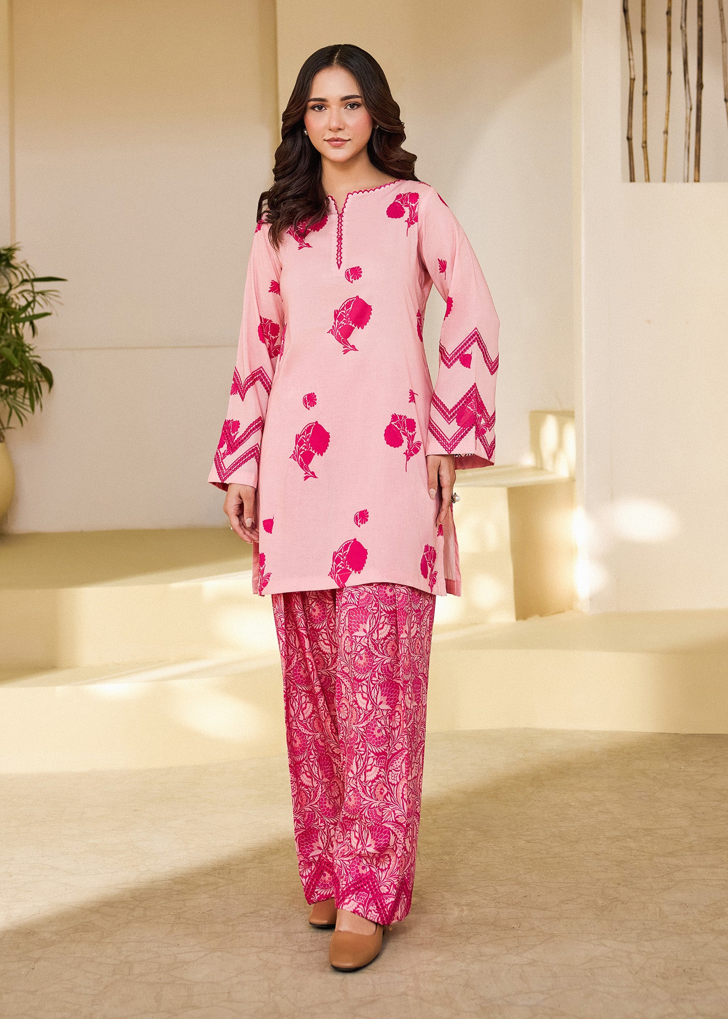lawn cotton Kurta Set in Multi