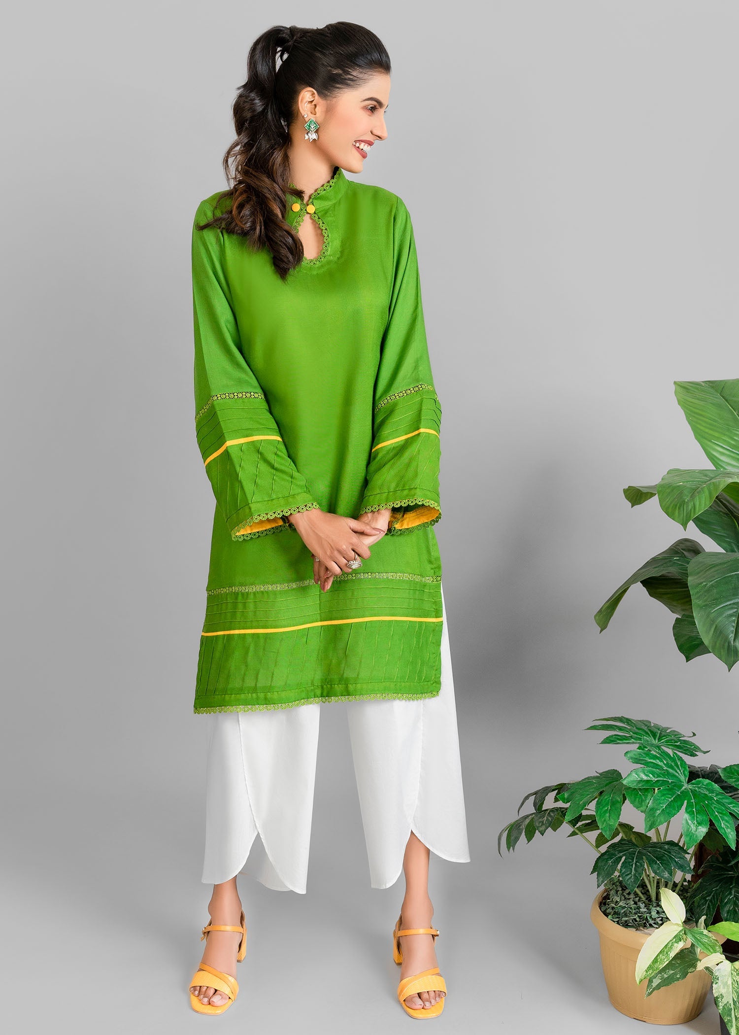 linen Kurta Set in Green