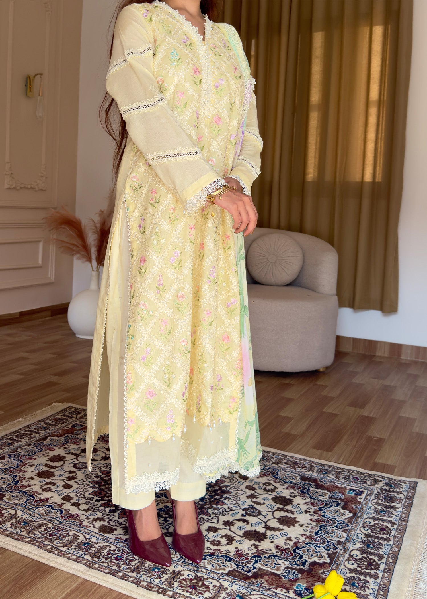 lawn Kurta Set in Lemon chiffon