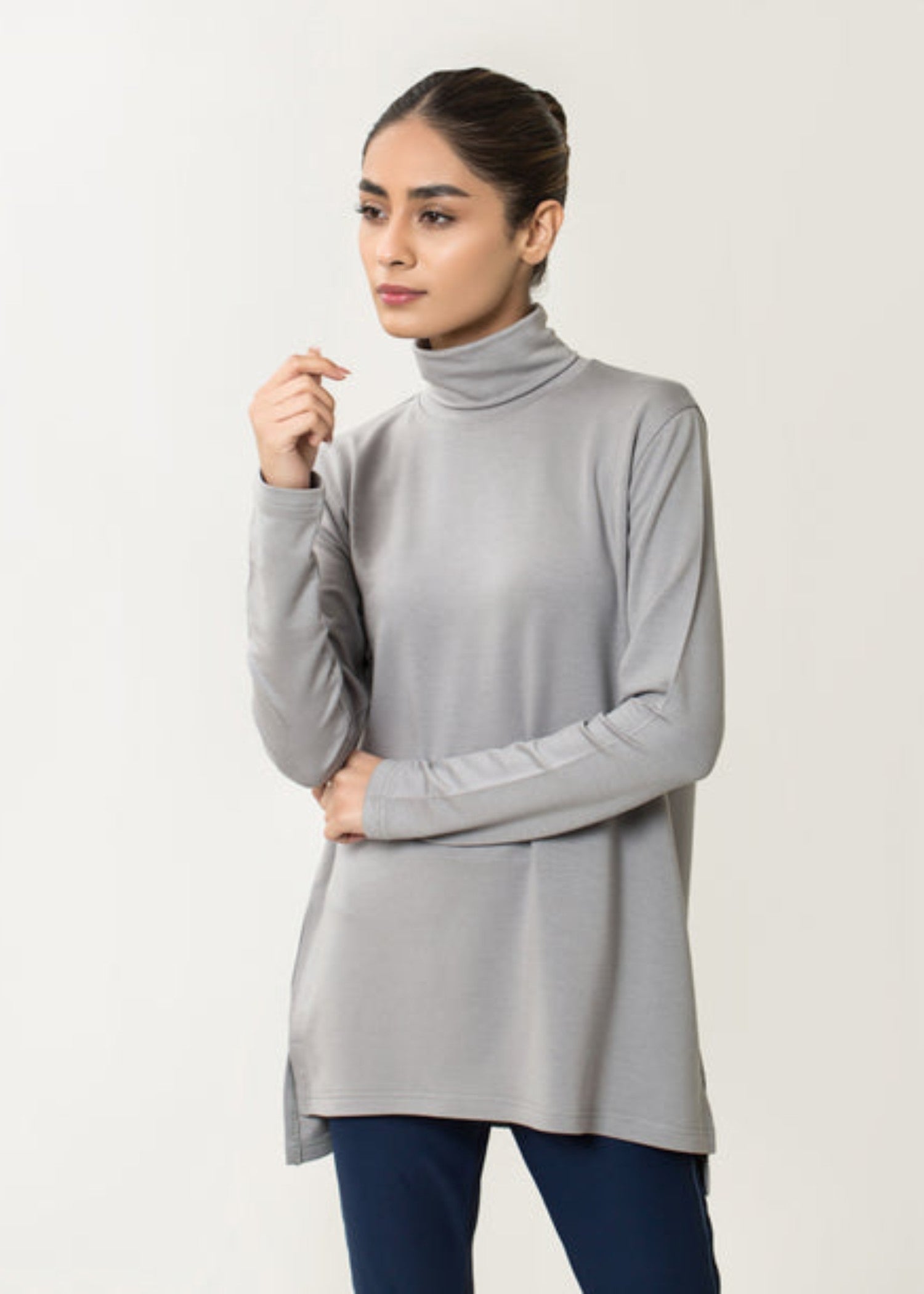 poly modal Turtle Neck in Grey