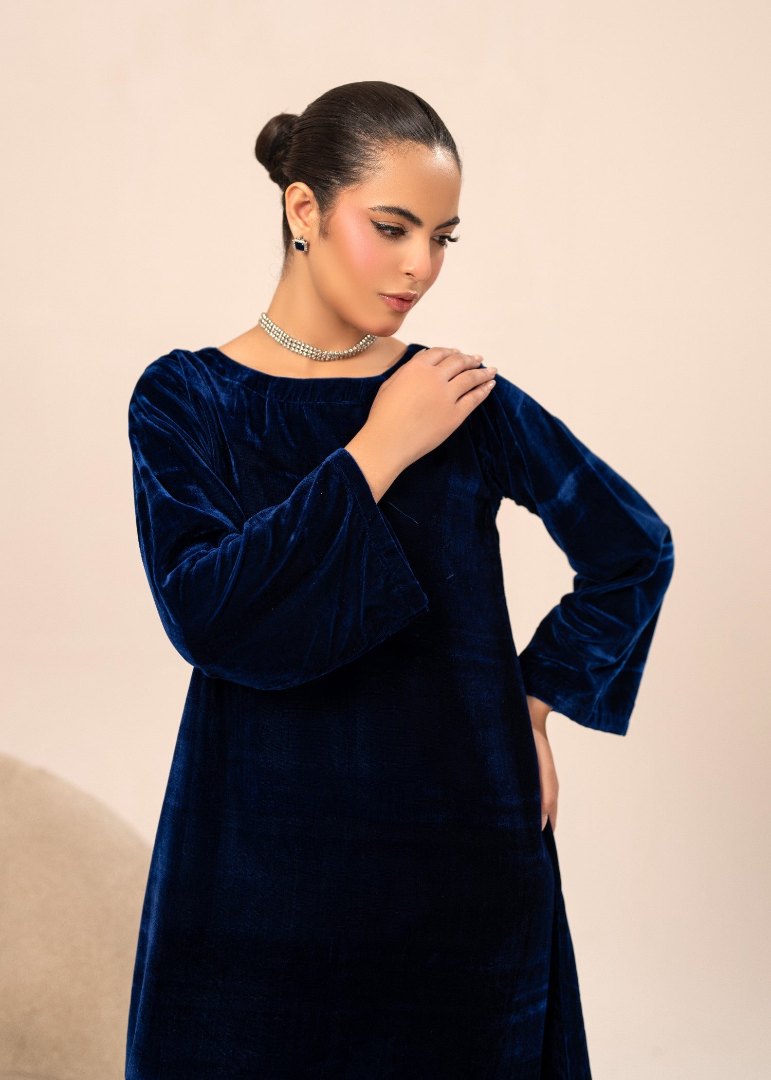 velvet Kaftan in Royal blue