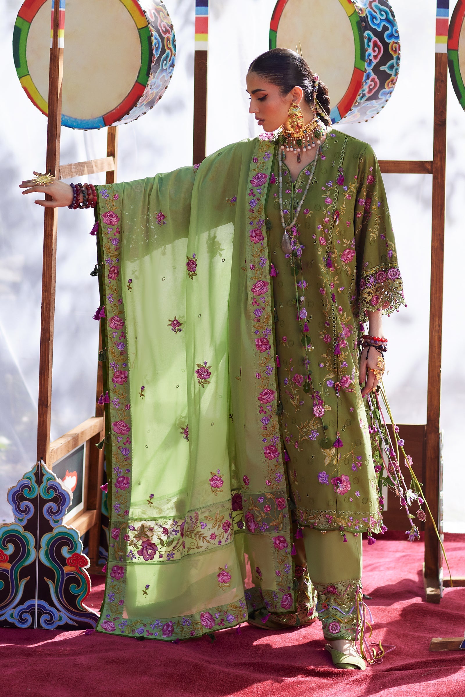 Kashmee Luxury Eid Lawn – GULRAAZ (EL26-08 A)