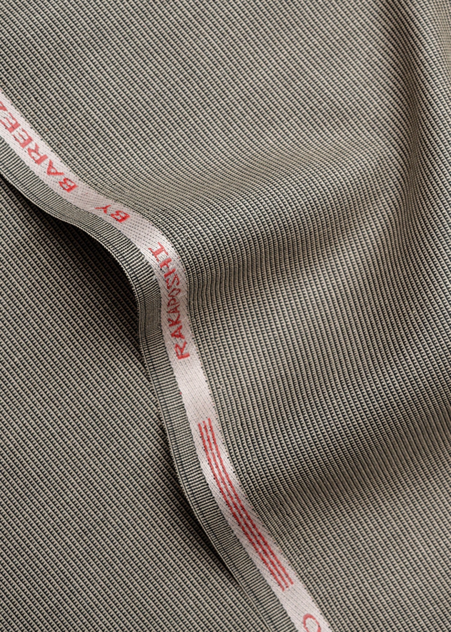 wash & wear Unstitched in Dark grey