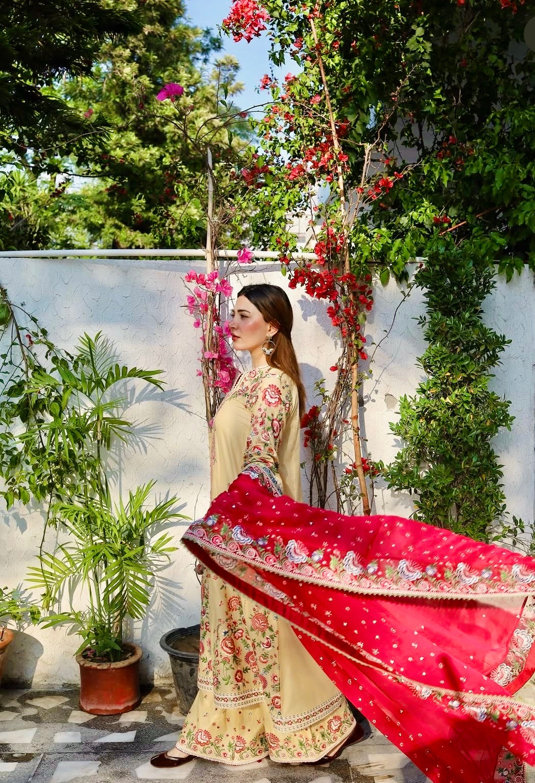 Luxury Lawn Eid Edit – Zubdah