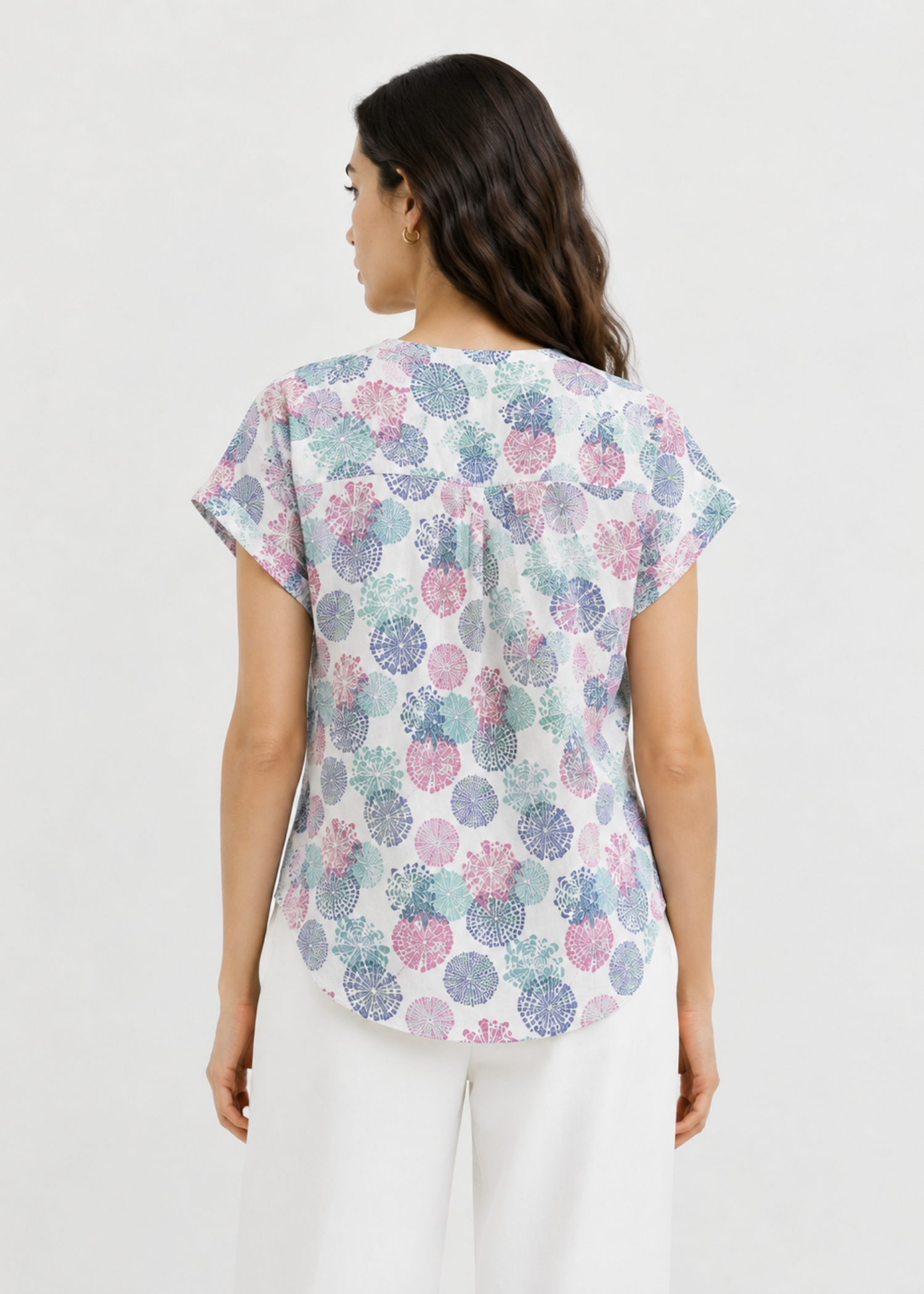 swiss lawn Top in Multi