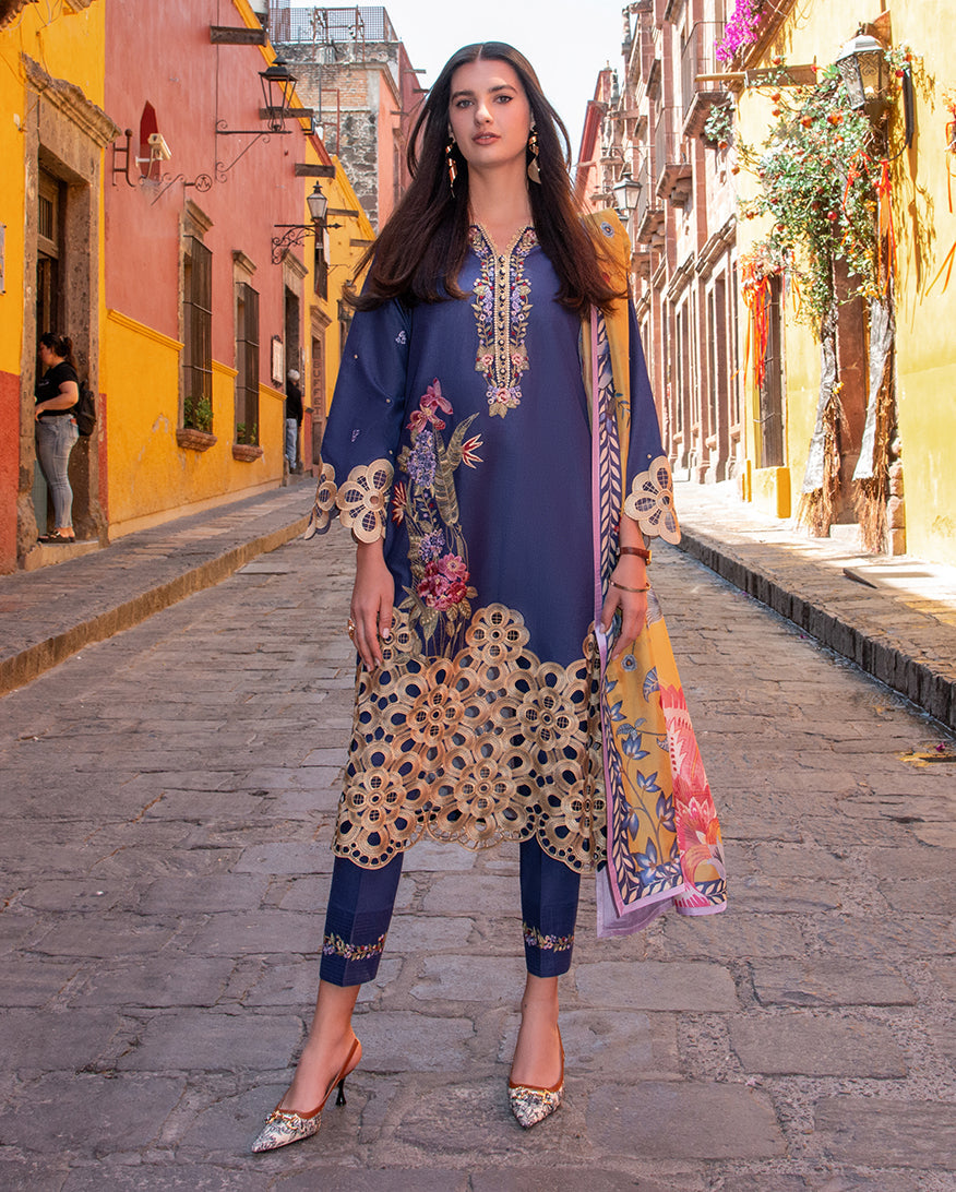 Odyssey Luxury Lawn – Ines