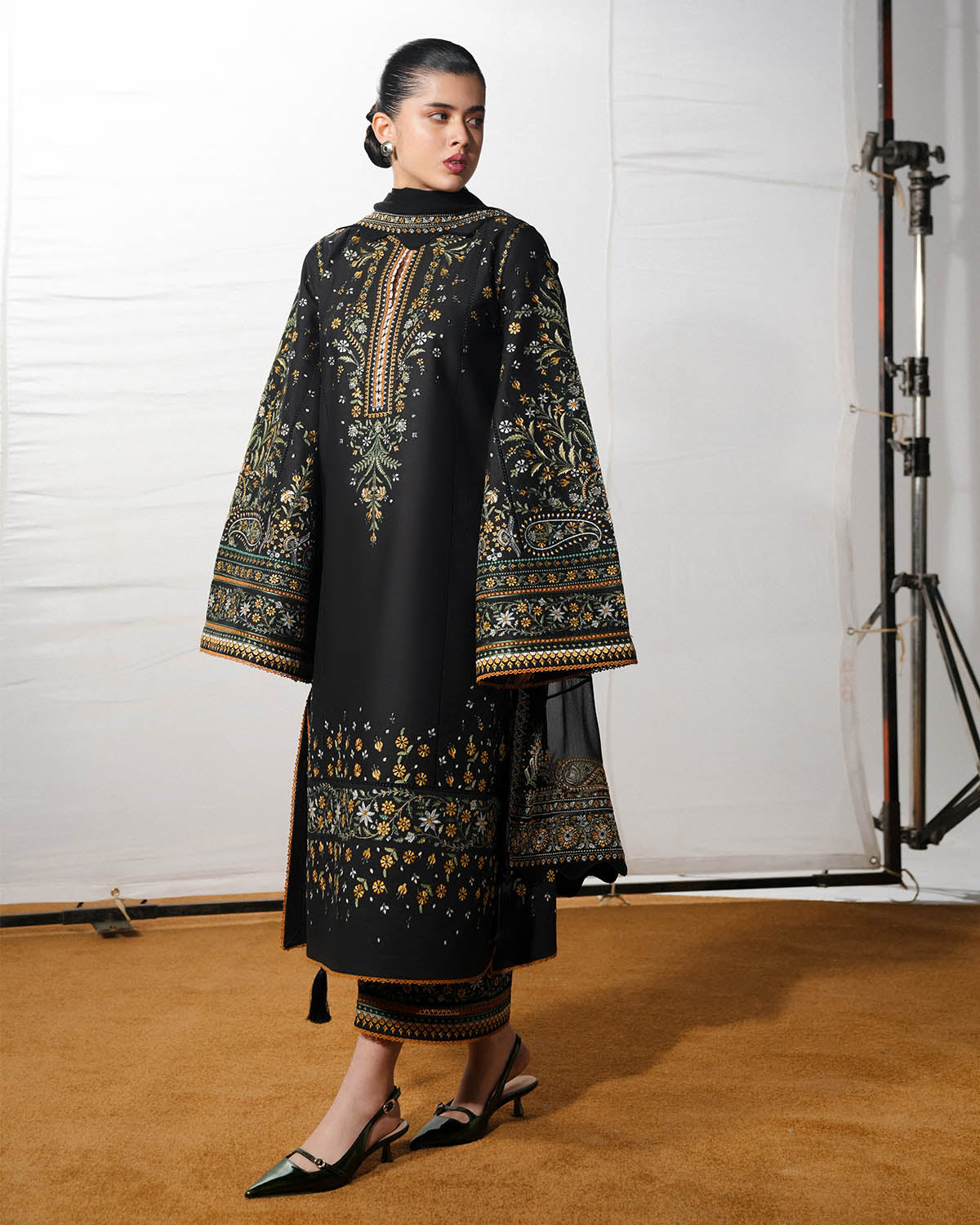 Jugnu Spring/Summer Lawn – Rani