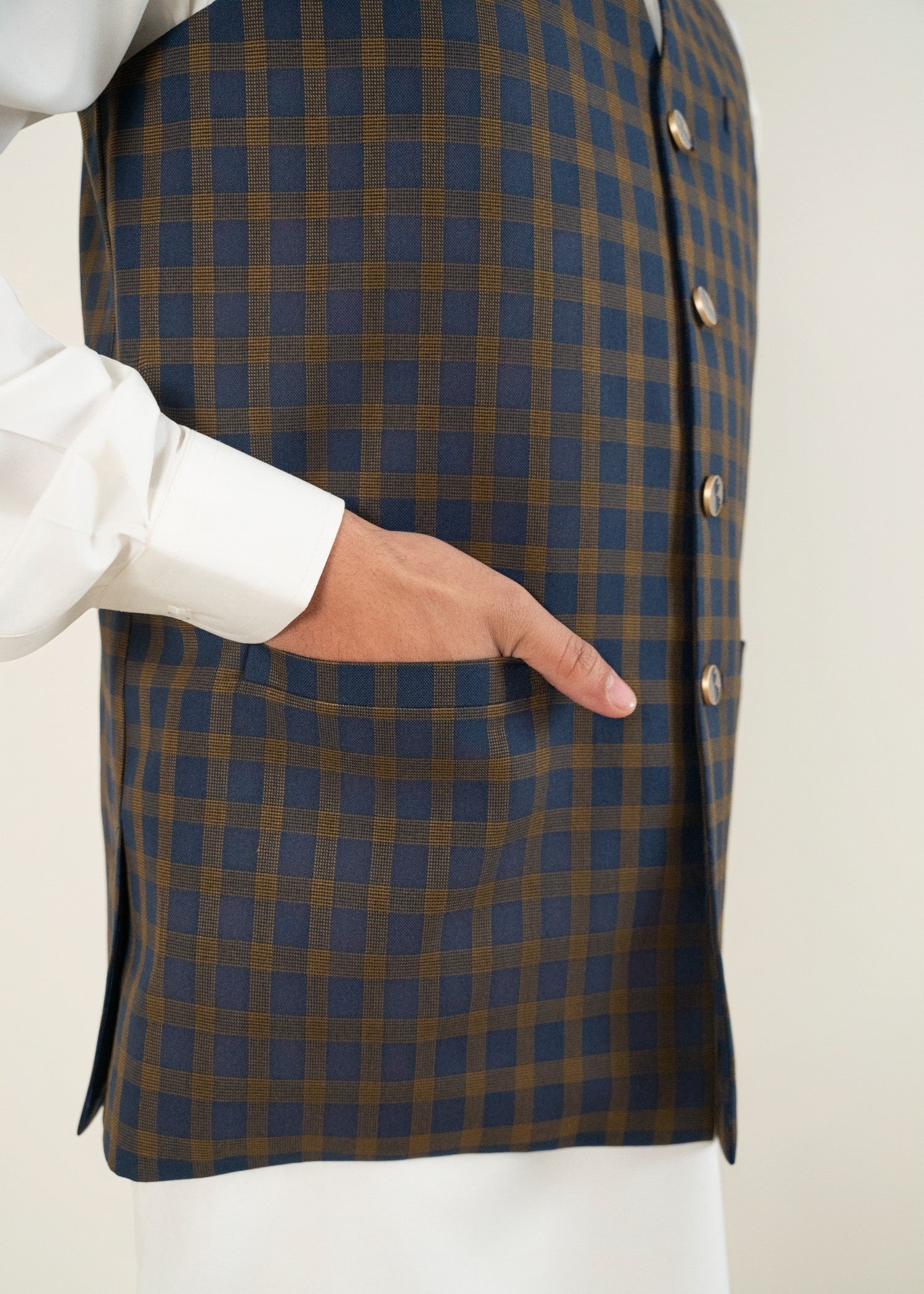 suiting Waistcoat in Navy blue by Yes the instyle