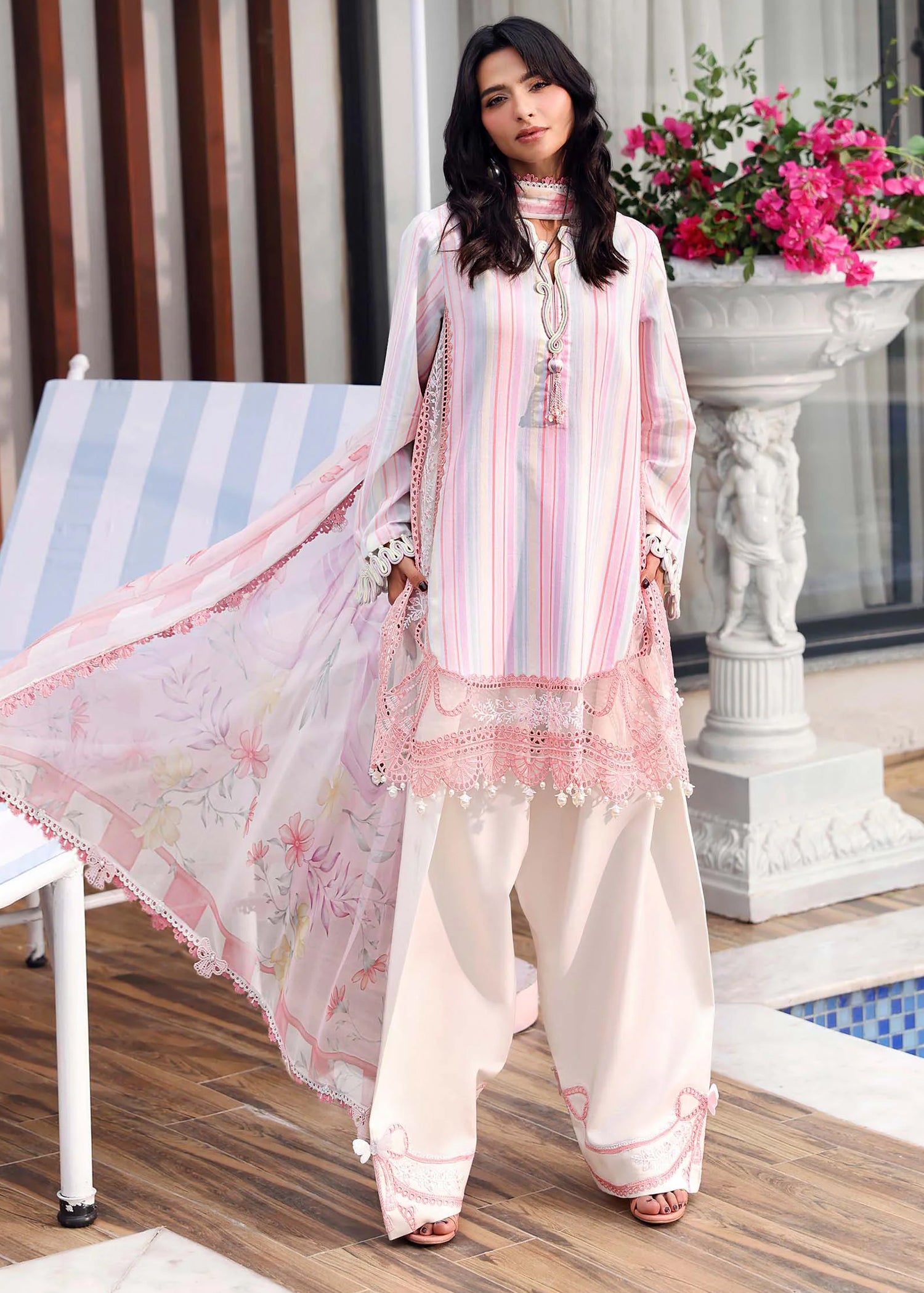 jacquard Unstitched in Pink, white