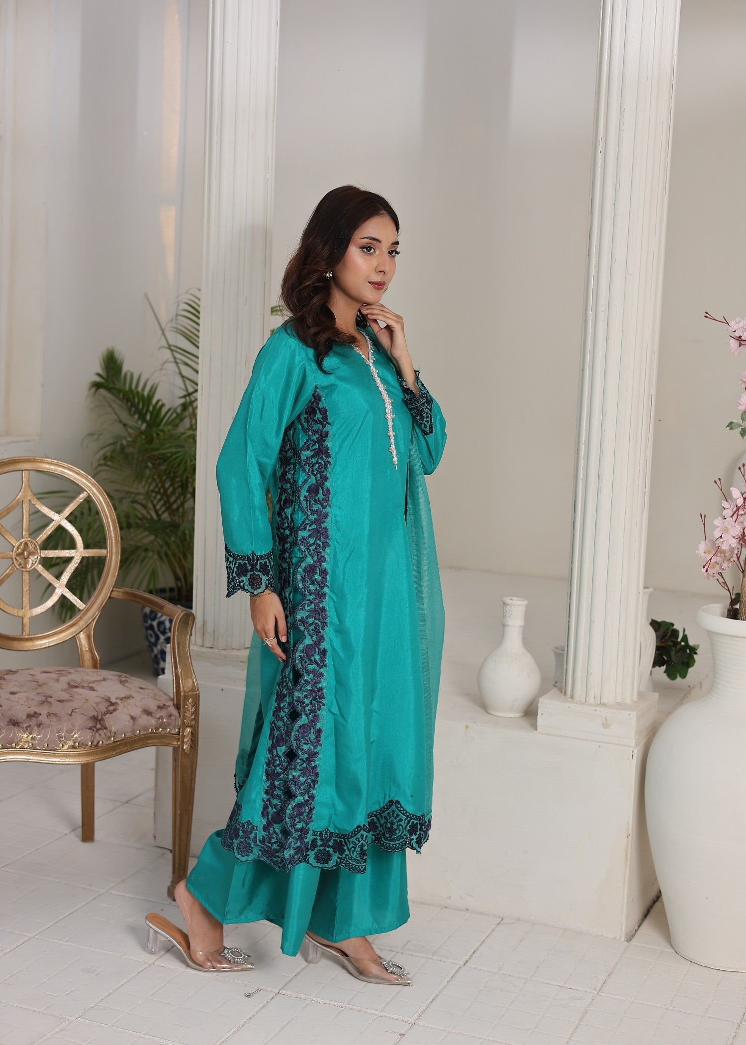 raw silk Kurta Set in Parrot green