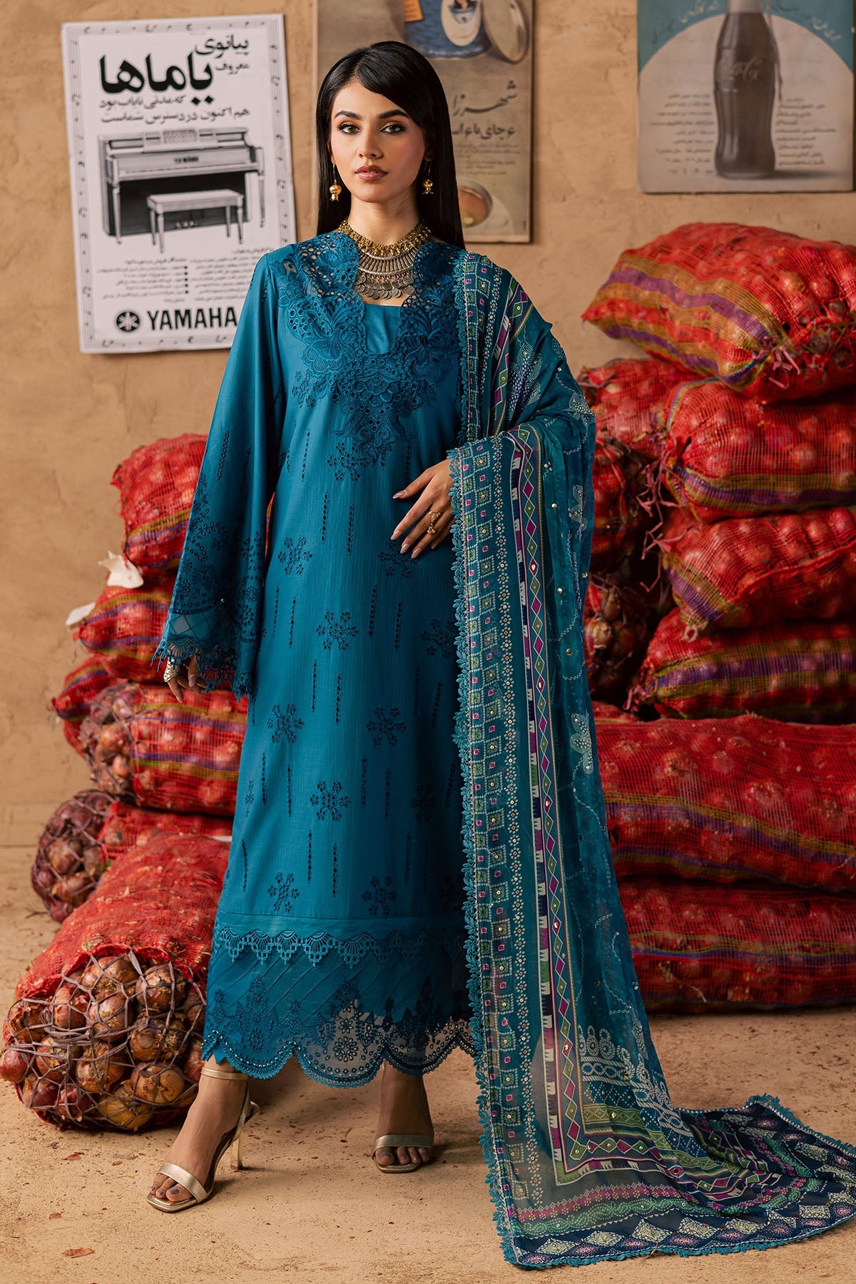 Bazaar Lawn – NE-242