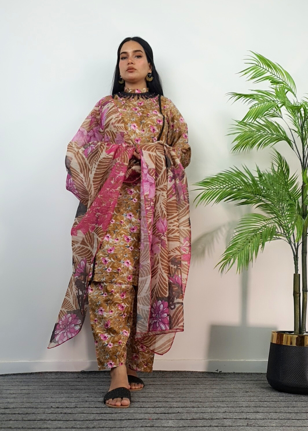 lawn Kurta Set in Earth brown